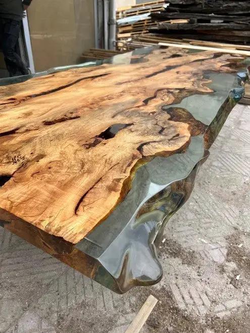 Solid Linden Wood Natural Look Epoxy Resin Side Dining Table, detail