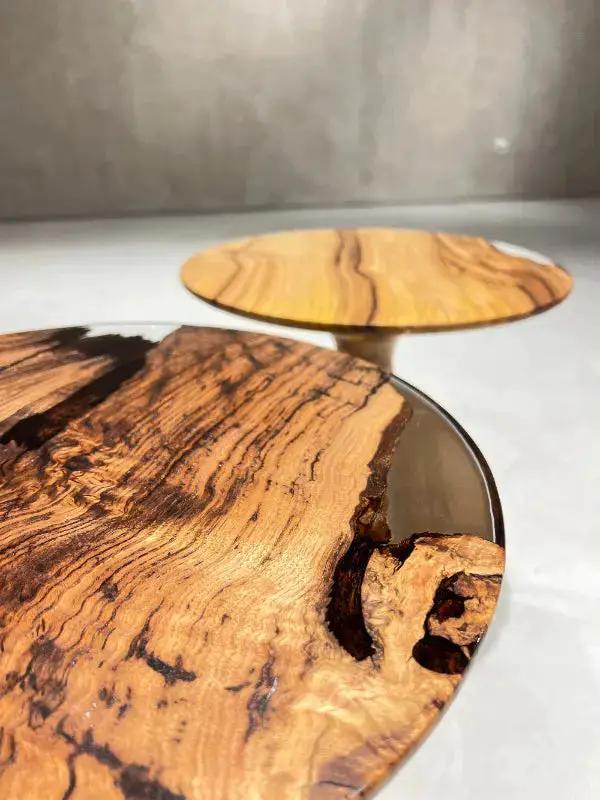 Resin Nesting Tables - Versatile Zigzag Epoxy Coffee Table Set, detail
