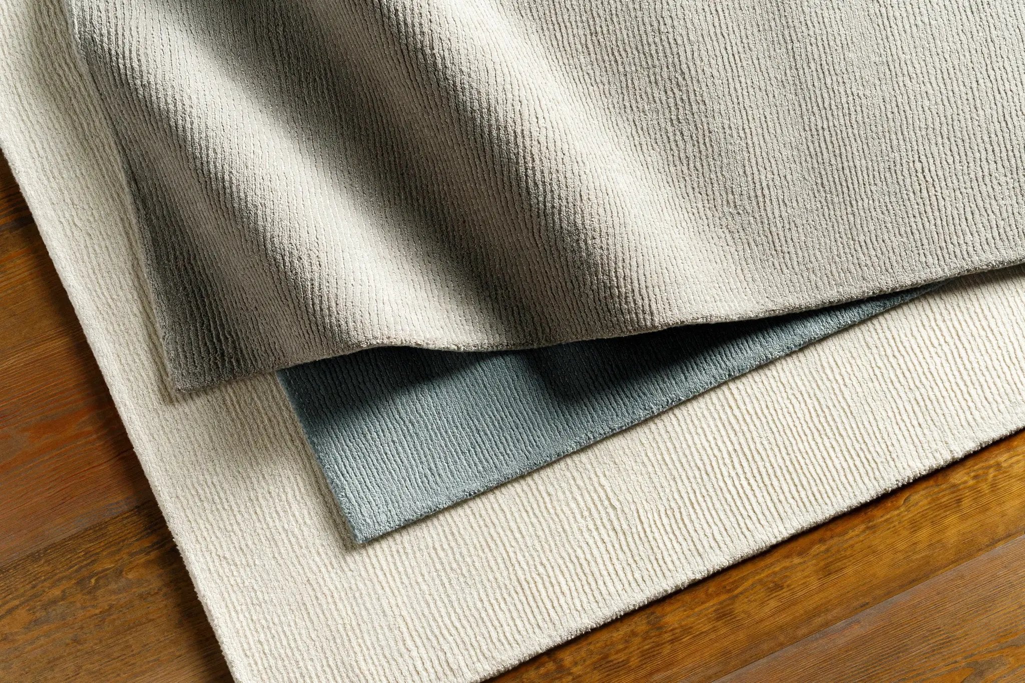 Brockton Solid Gray Wool Rug by Boutique Rugs