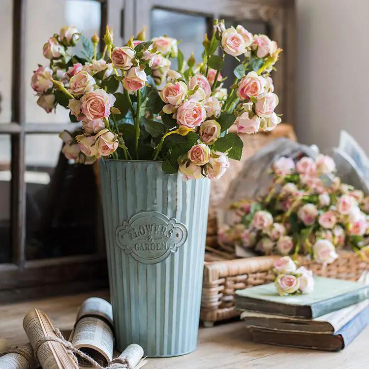 Metal Pot 'Flowers and Garden' Pot with Metal Handles (Set of 3) by RusticReach
