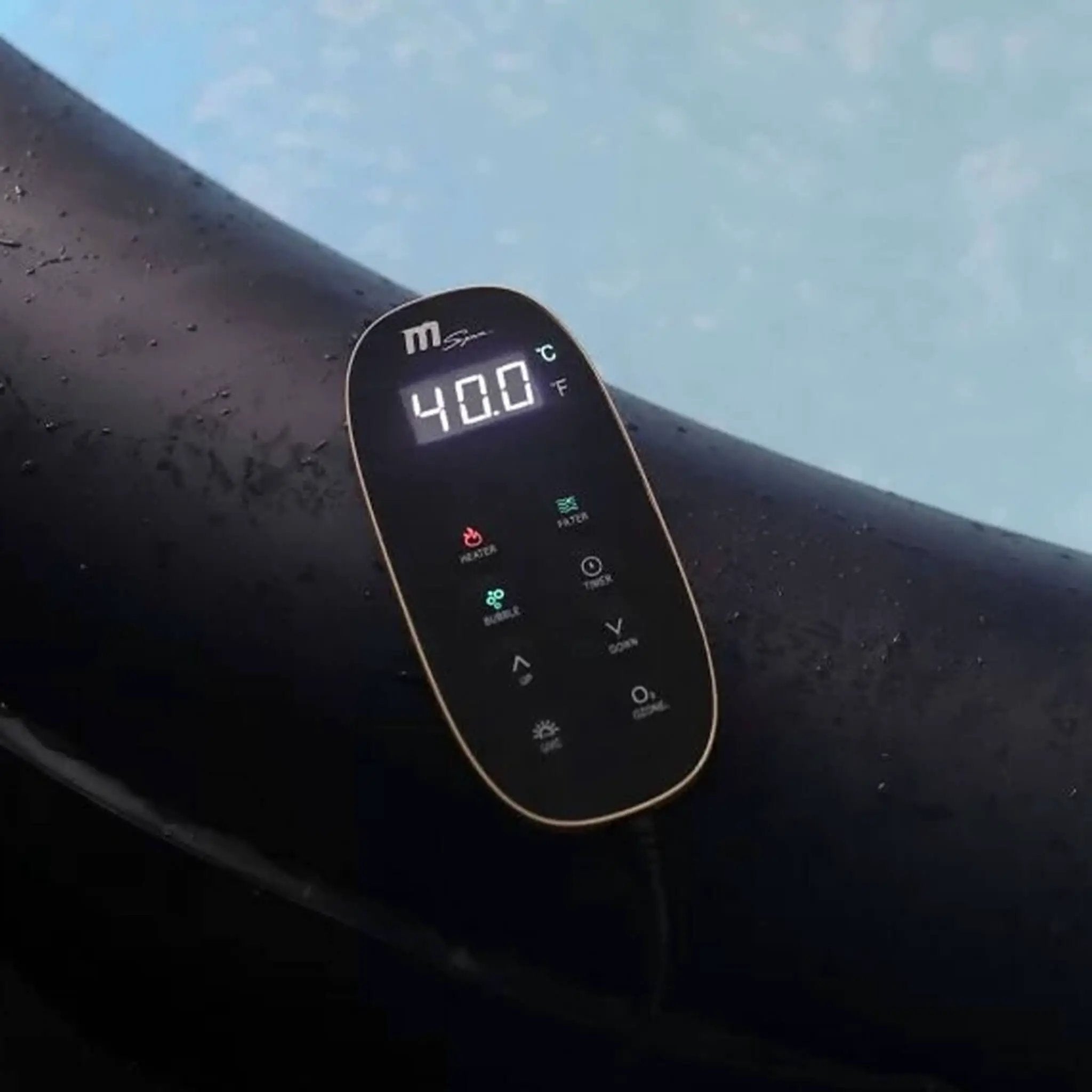 MSpa Aurora Urban Series Six-Person Inflatable Round Hot Tub With Hydro Massage [U-AU061] (SAK19375) by SAKSBY WHOLESALE