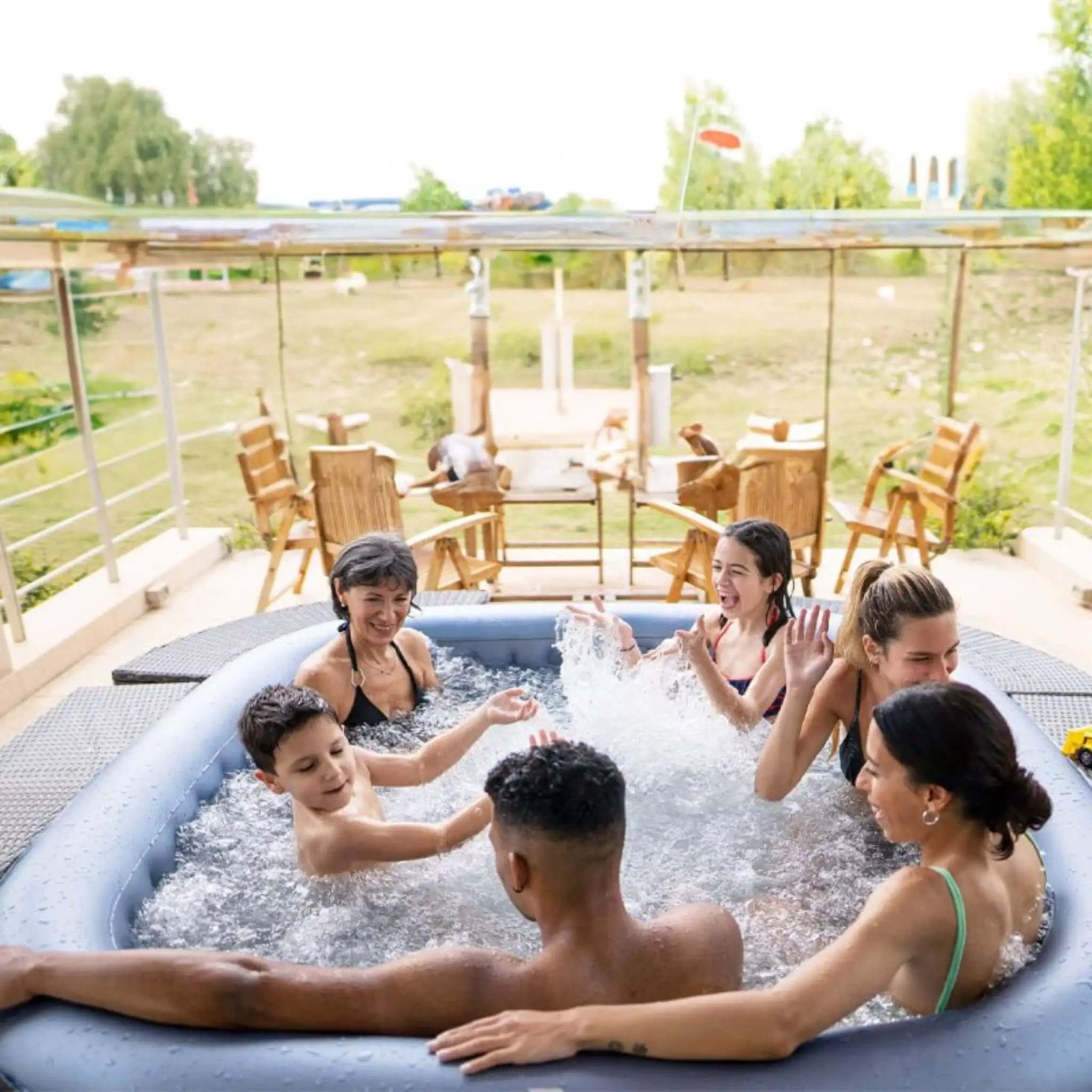 MSpa Tekapo Comfort Series Six-Person Inflatable Square Bubble Spa Hot Tub With 132 Bubble Jets [C-TE062] (SAK80641) by SAKSBY WHOLESALE