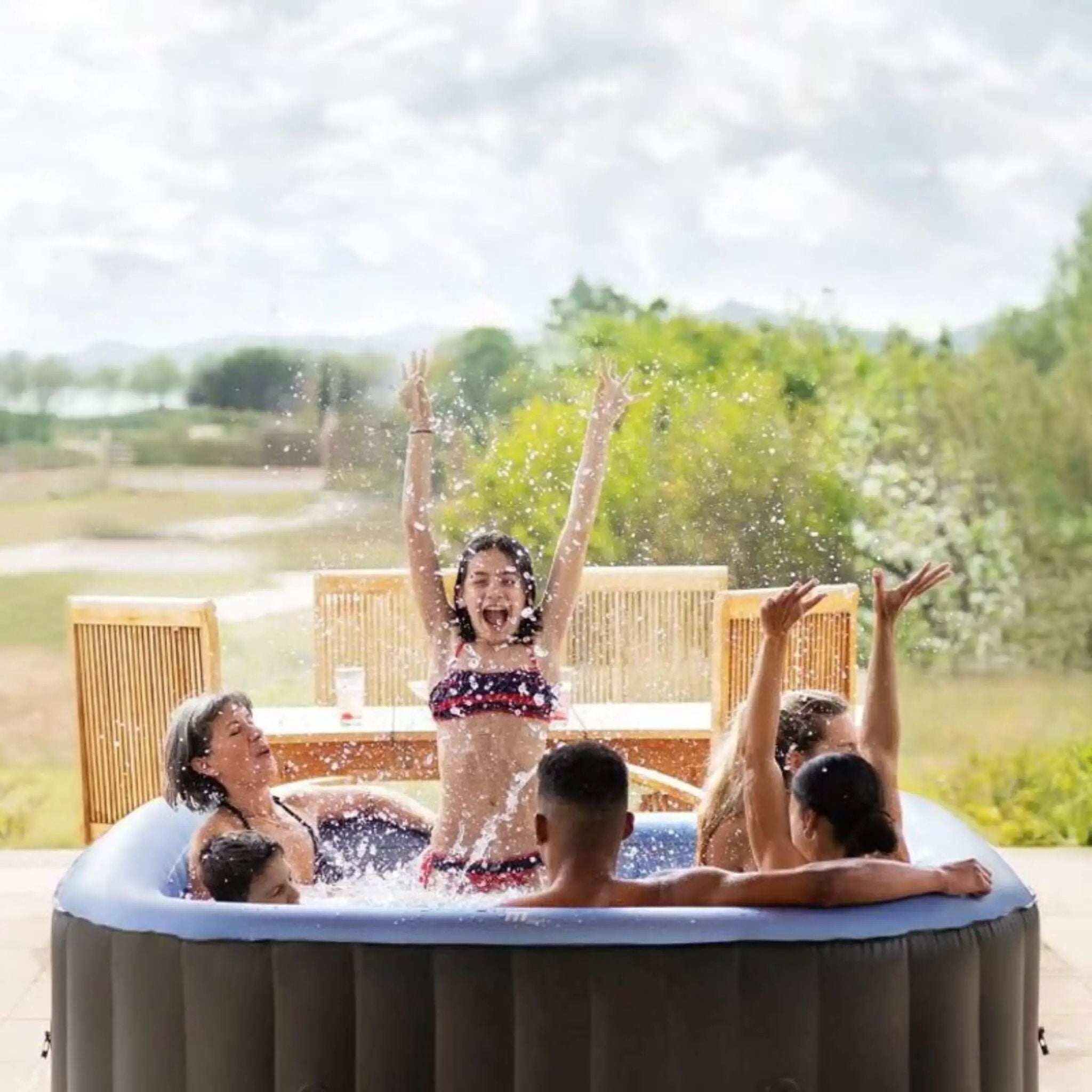 MSpa Tekapo Comfort Series Six-Person Inflatable Square Bubble Spa Hot Tub With 132 Bubble Jets [C-TE062] (SAK80641) by SAKSBY WHOLESALE
