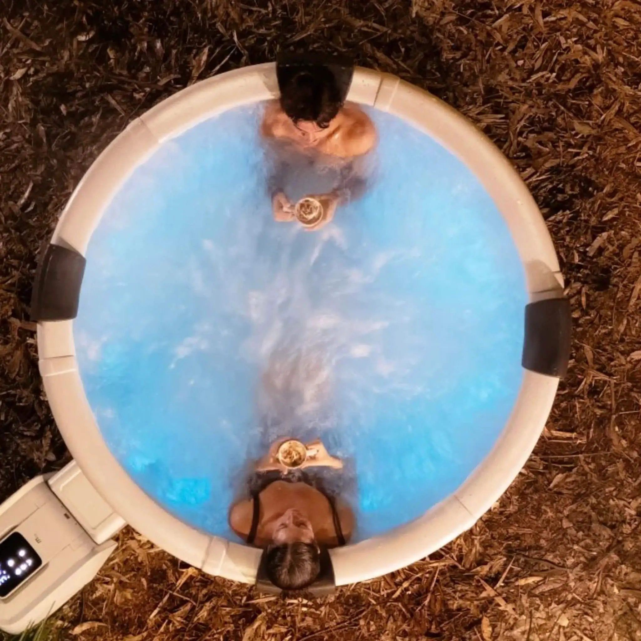 MSpa Denver Frame Series Six-Person Inflatable Round Hot Tub With Hydro Massage [F-DE066W] (SAK87043) by SAKSBY WHOLESALE