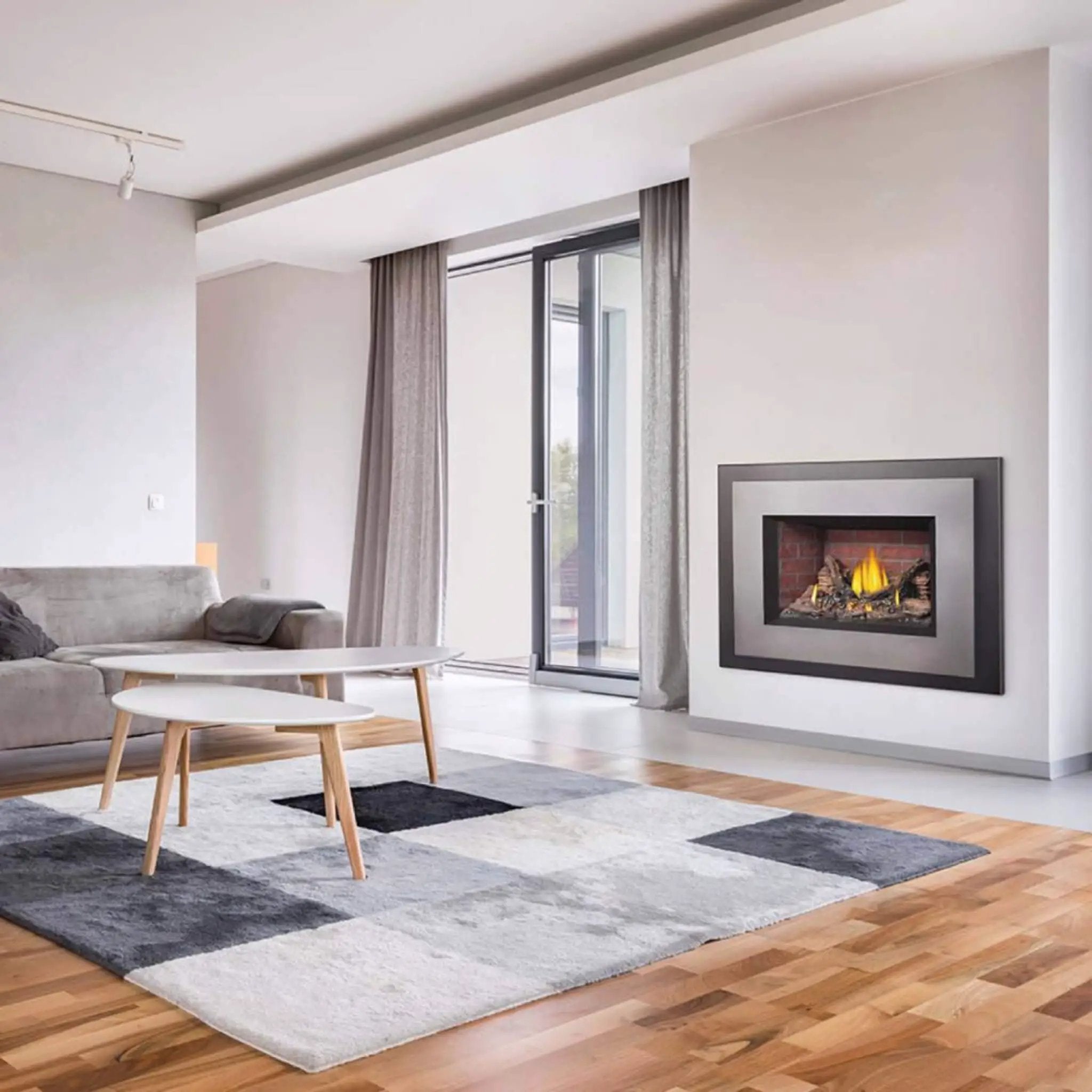 Napoleon Oakville 3 28-Inch Direct Vent Natural Gas Fireplace Insert [GDI3N-1] (SAK25498) by SAKSBY WHOLESALE