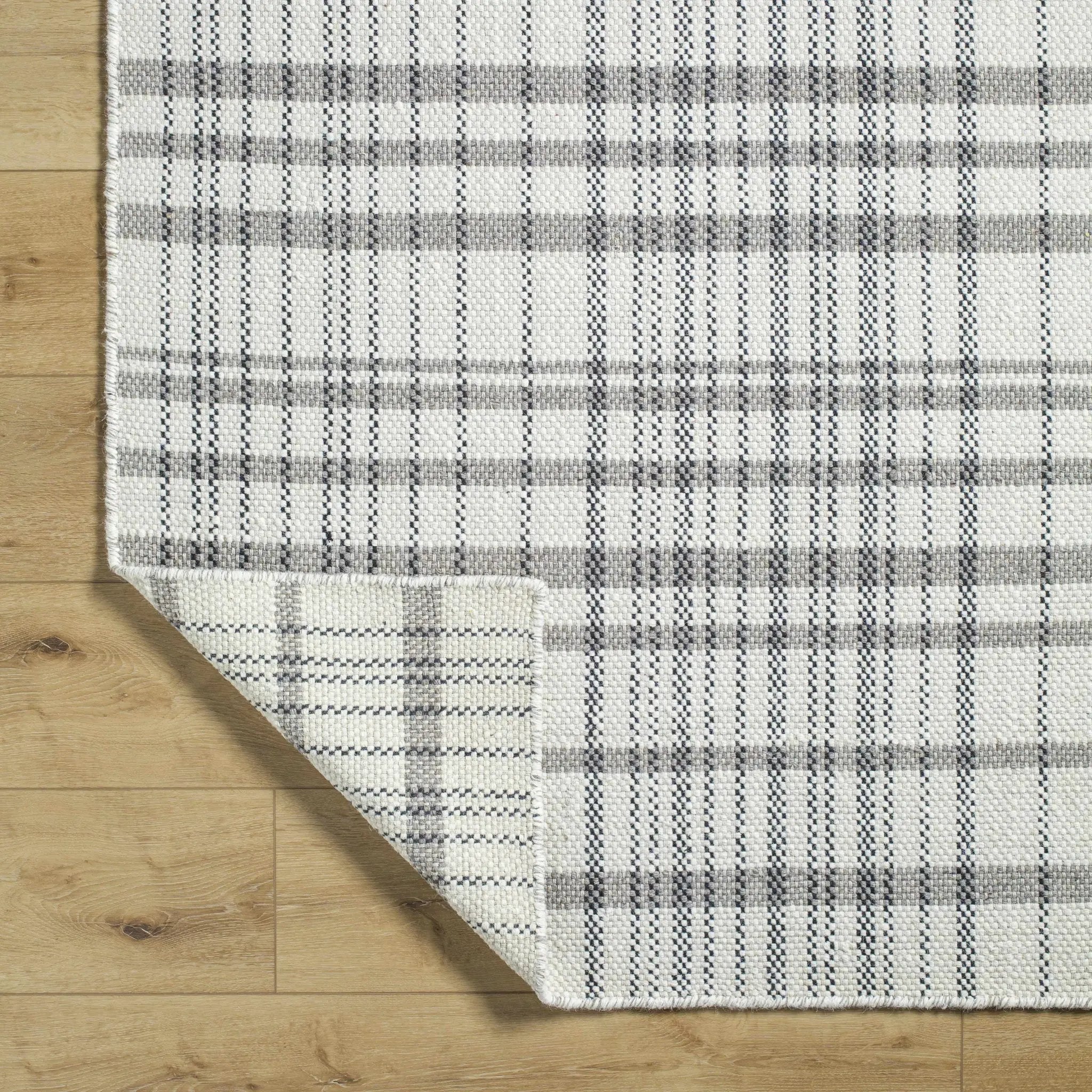 Nissa Ivory Area Rug by Boutique Rugs