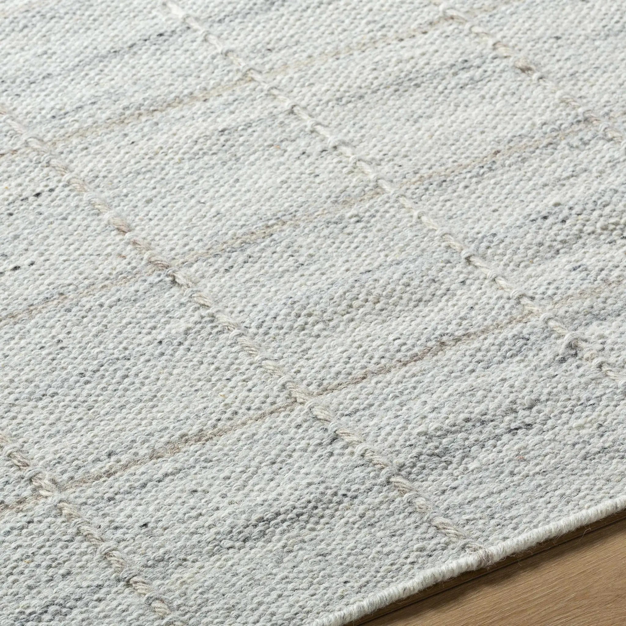 Nissa Light Gray Checkered Wool Rug by Boutique Rugs
