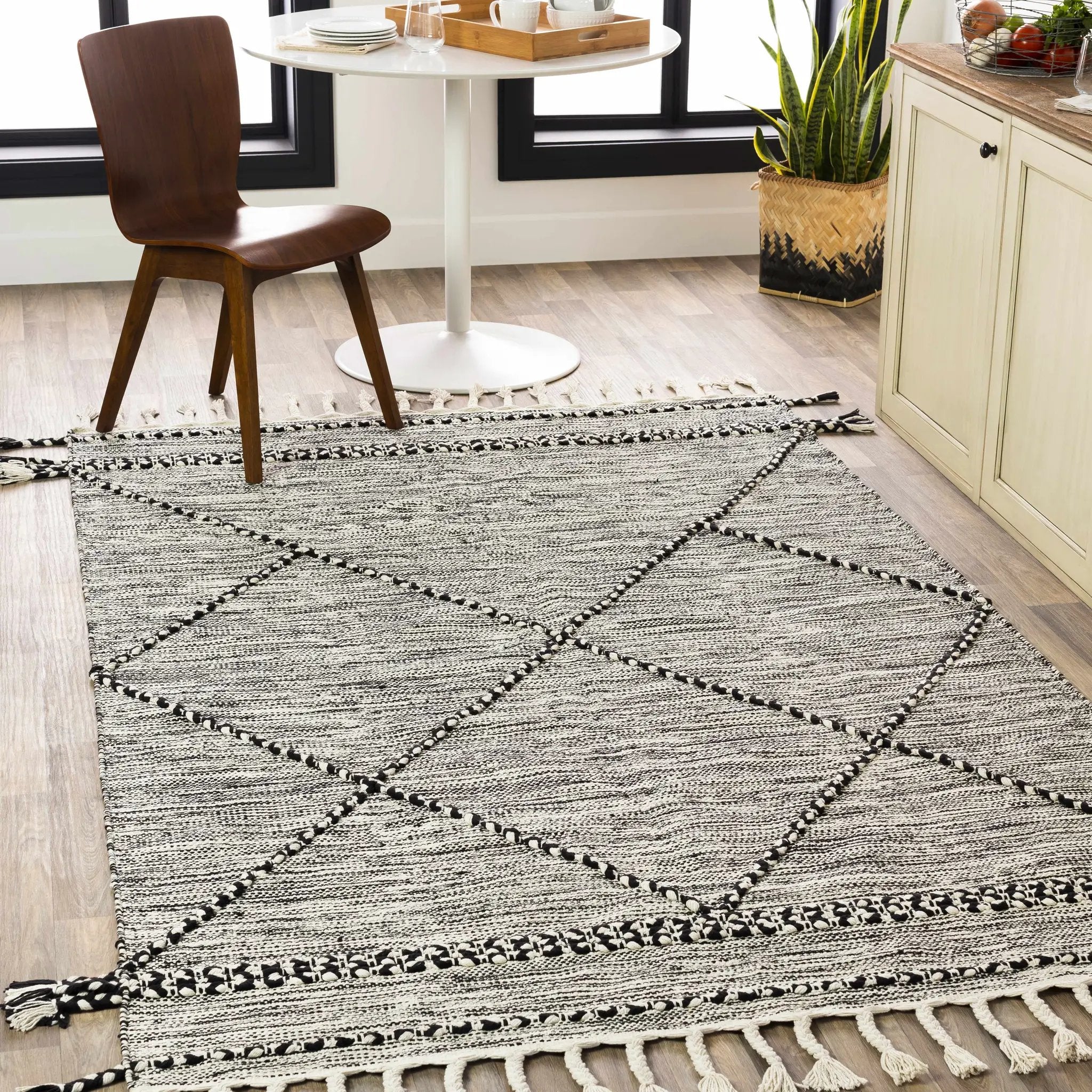 Neal Black/Cream Trellis Cotton Rug with Tassels - Clearance by Boutique Rugs