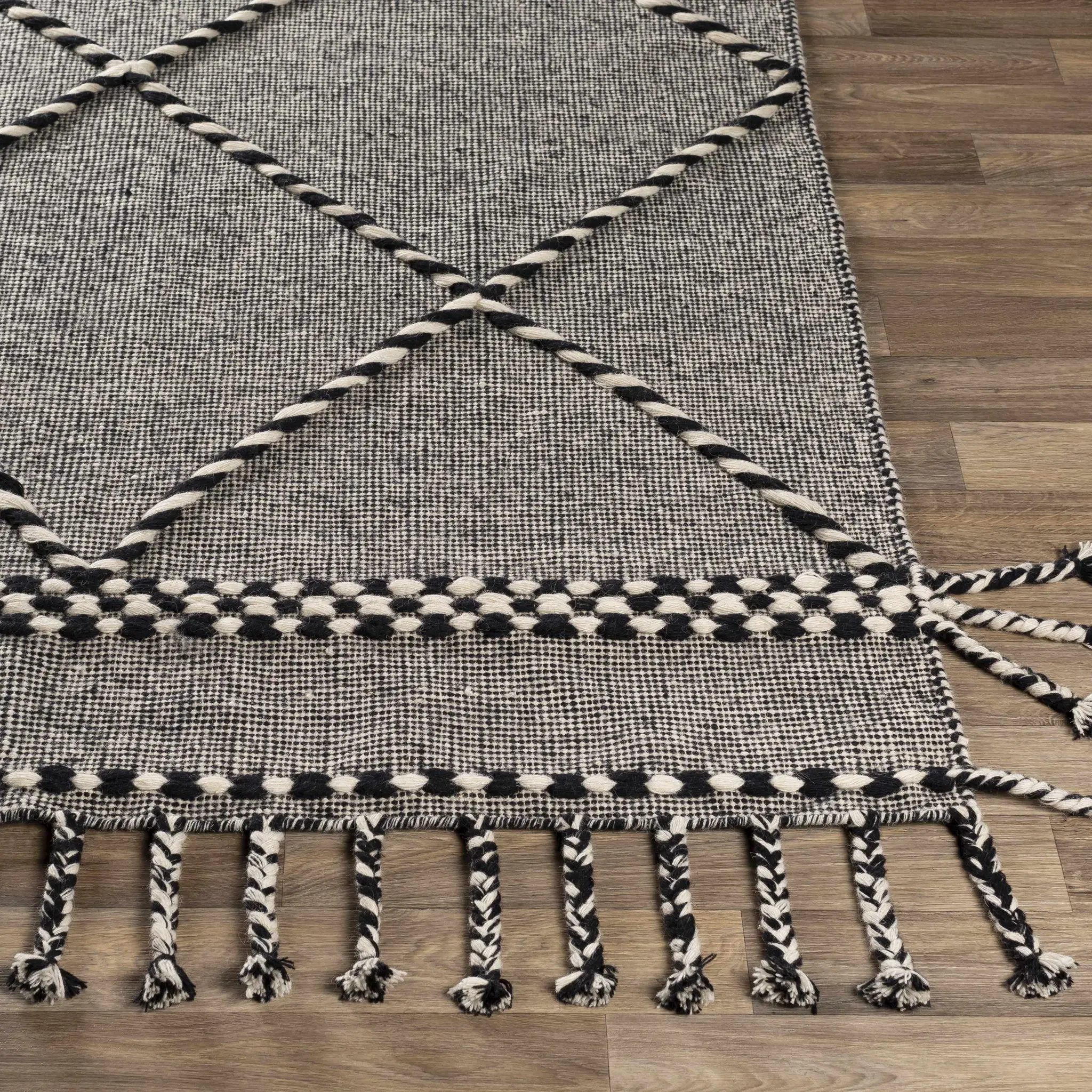 Ninderry Wool Area Rug - Clearance by Boutique Rugs