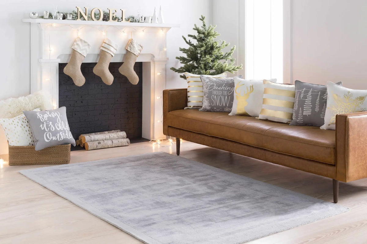 Niota Sheen Light Gray Premium Rug, installed in a room 3