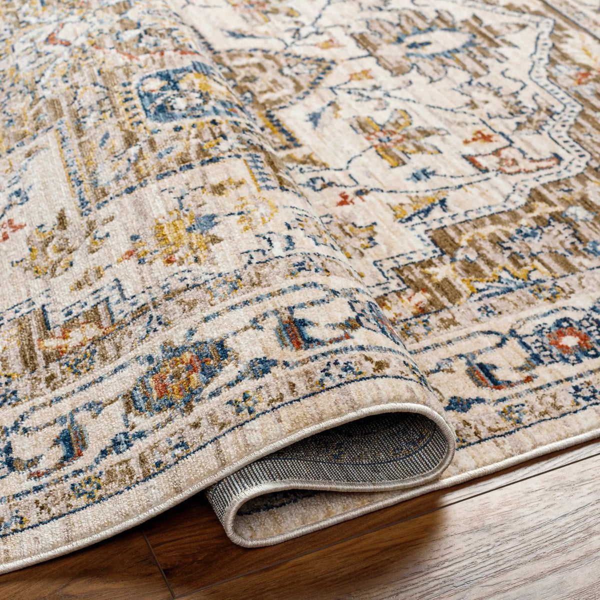 Anas Traditional Style Rug - Clearance, photo 3 of 8