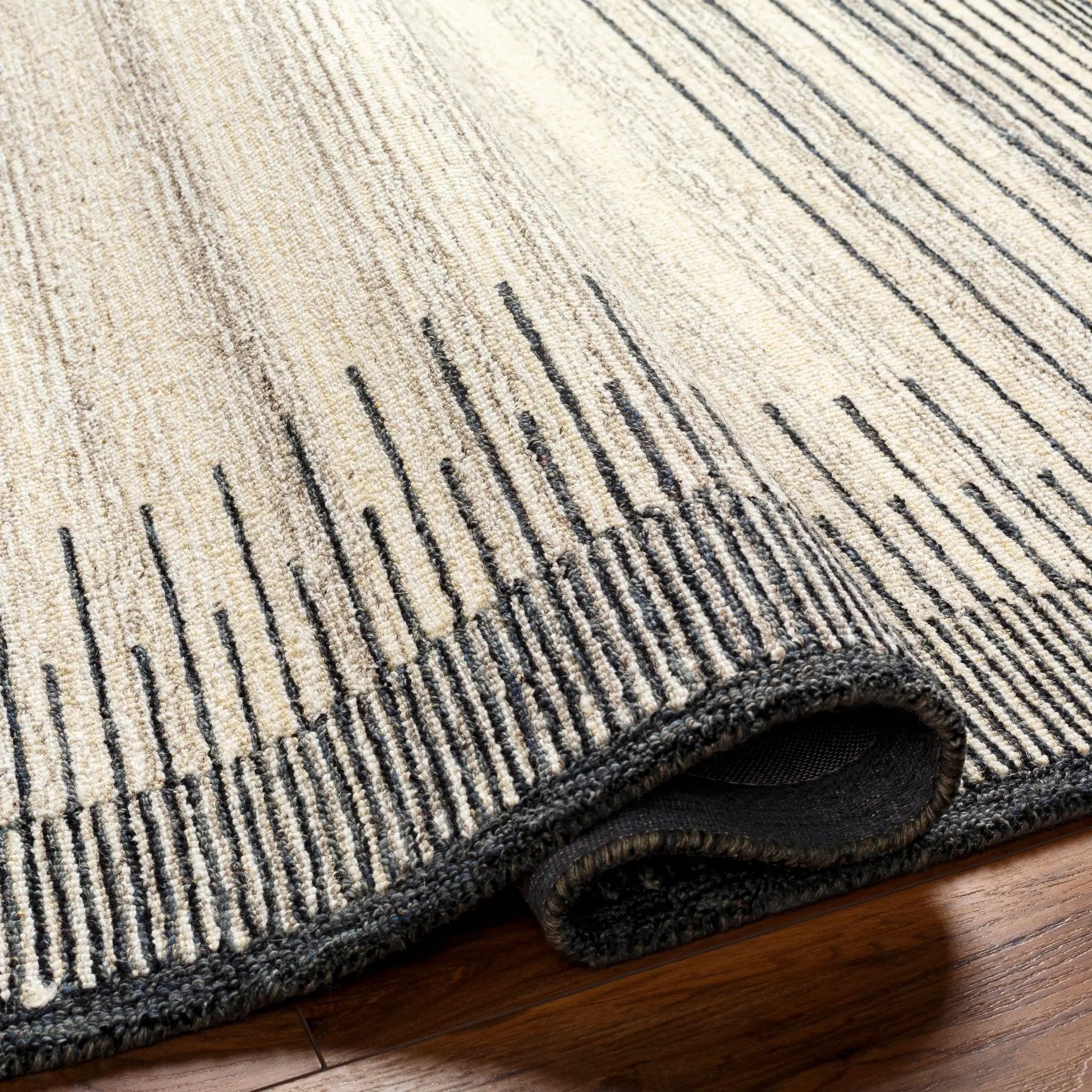 Omeo Wool Area Rug by Boutique Rugs