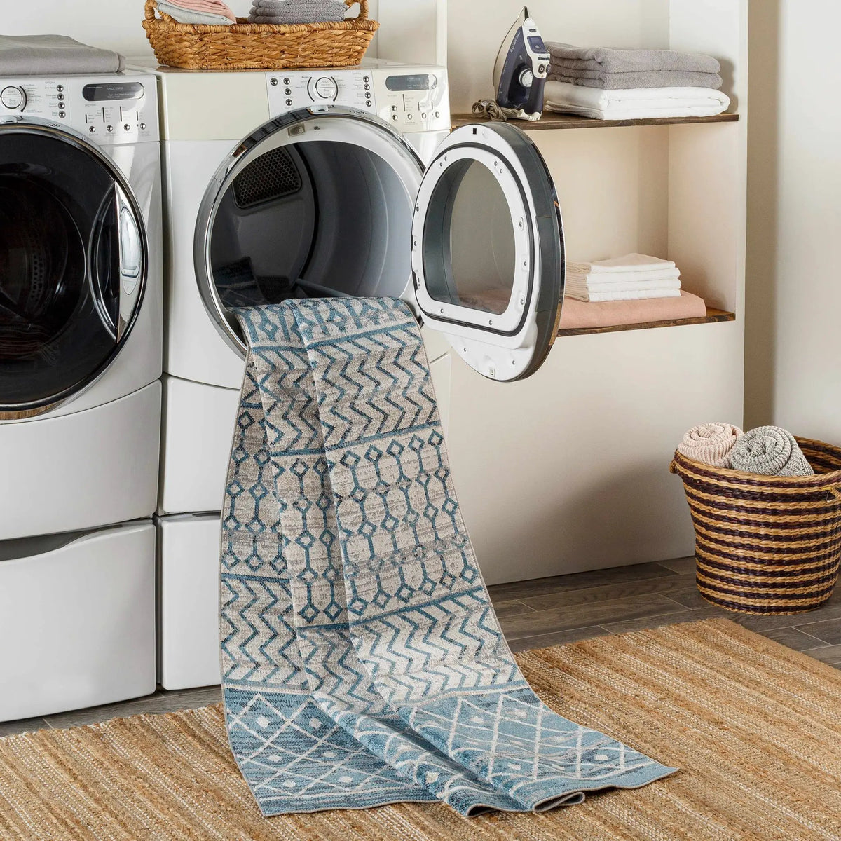 Pinamopoan Washable Area Rug - Clearance, photo 5 of 14