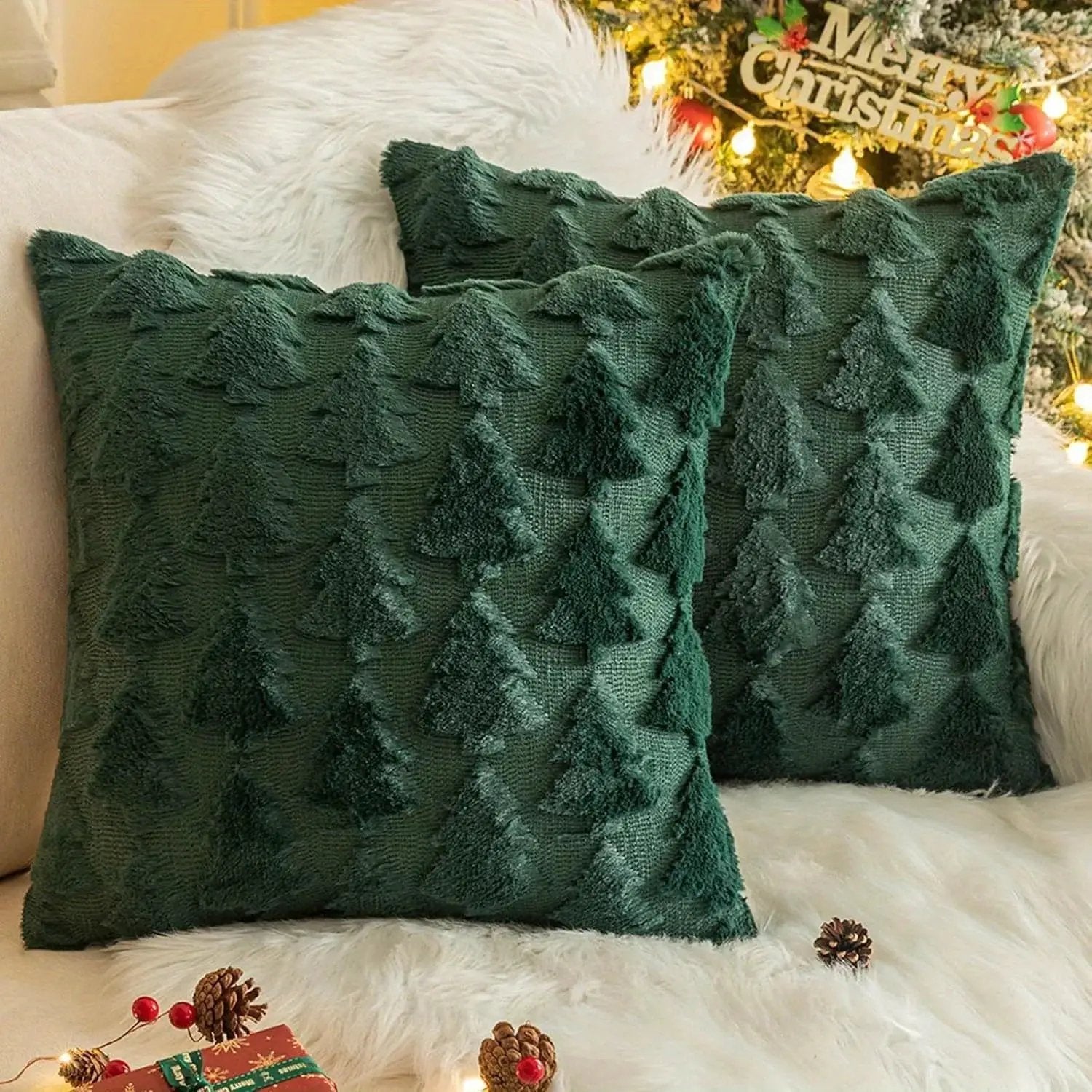 Plush Christmas Pillow Covers 45.72x45.72 cm - Green/Red/Golden Lace-Like Patterns, Zippered by House Of Avana