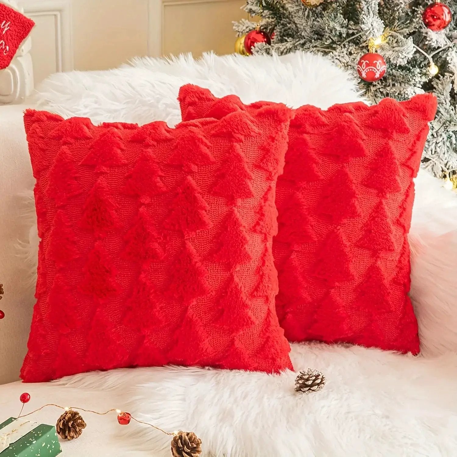 Plush Christmas Pillow Covers 45.72x45.72 cm - Green/Red/Golden Lace-Like Patterns, Zippered by House Of Avana
