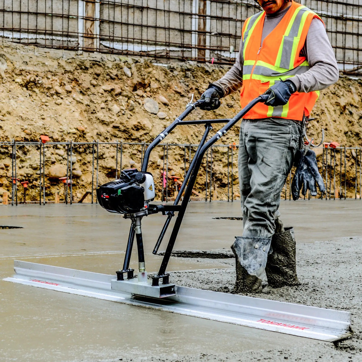 Tomahawk Power Screed Single Aluminum Blade Bundle (Choose 4ft, 6ft, 8ft, 10ft, 12ft, 14ft), installed in a room 2