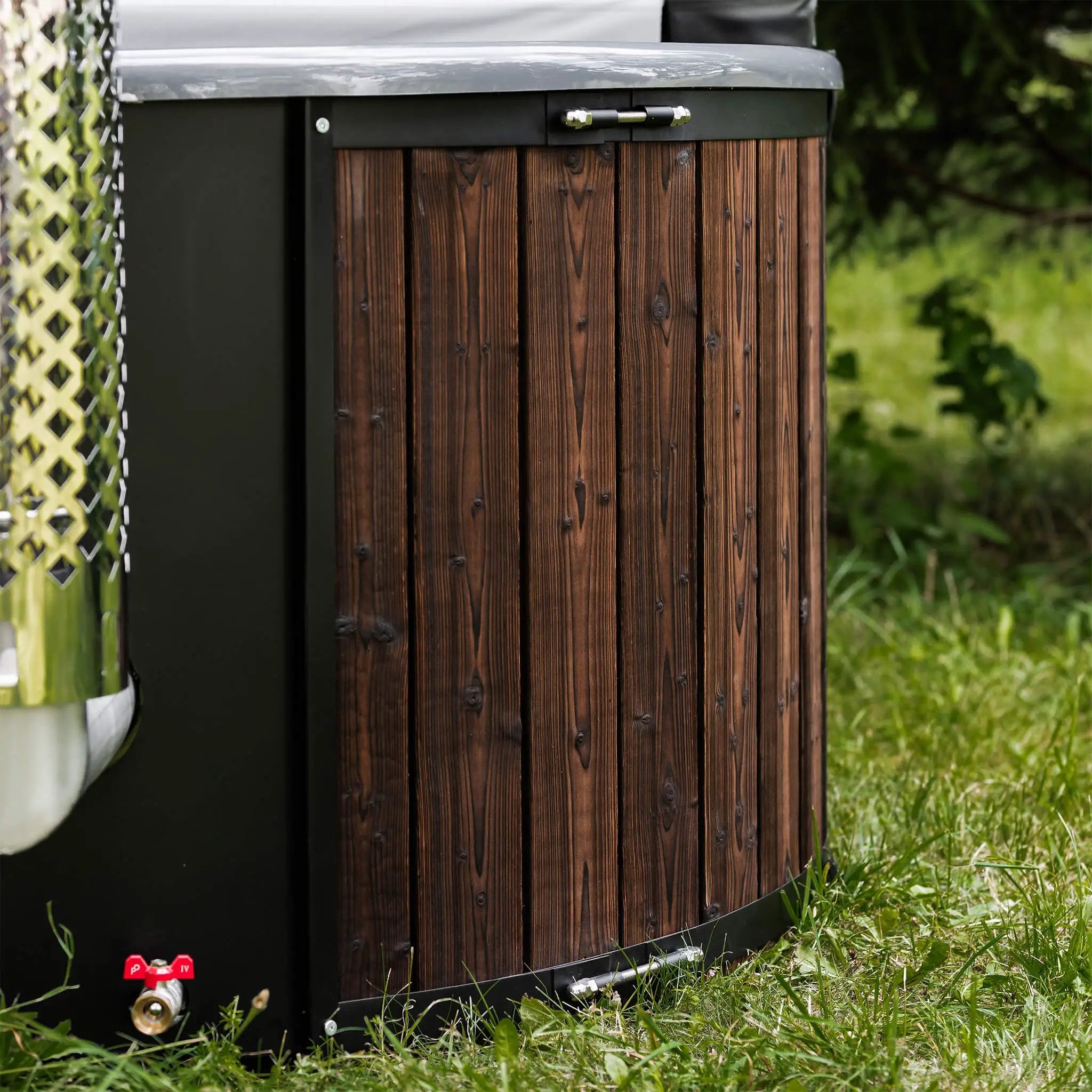 Premium 4-Person Fully-Assembled ThermoWood Wood-Fired Hot Tub (SAK14528) by SAKSBY WHOLESALE