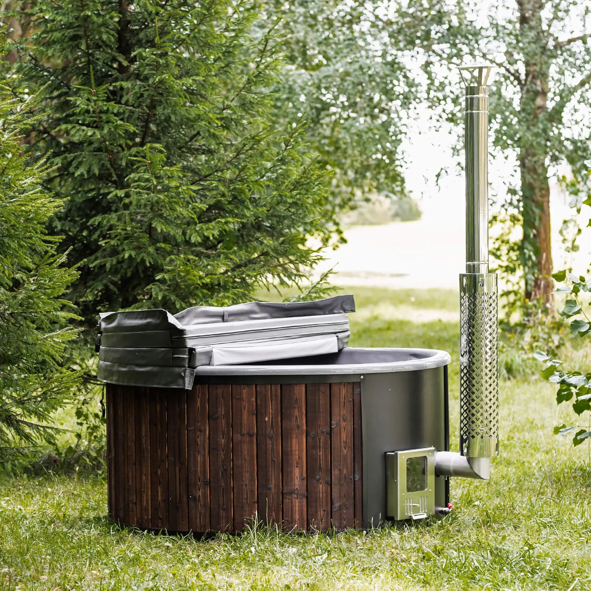 Premium 4-Person Fully-Assembled ThermoWood Wood-Fired Hot Tub (SAK14528) by SAKSBY WHOLESALE