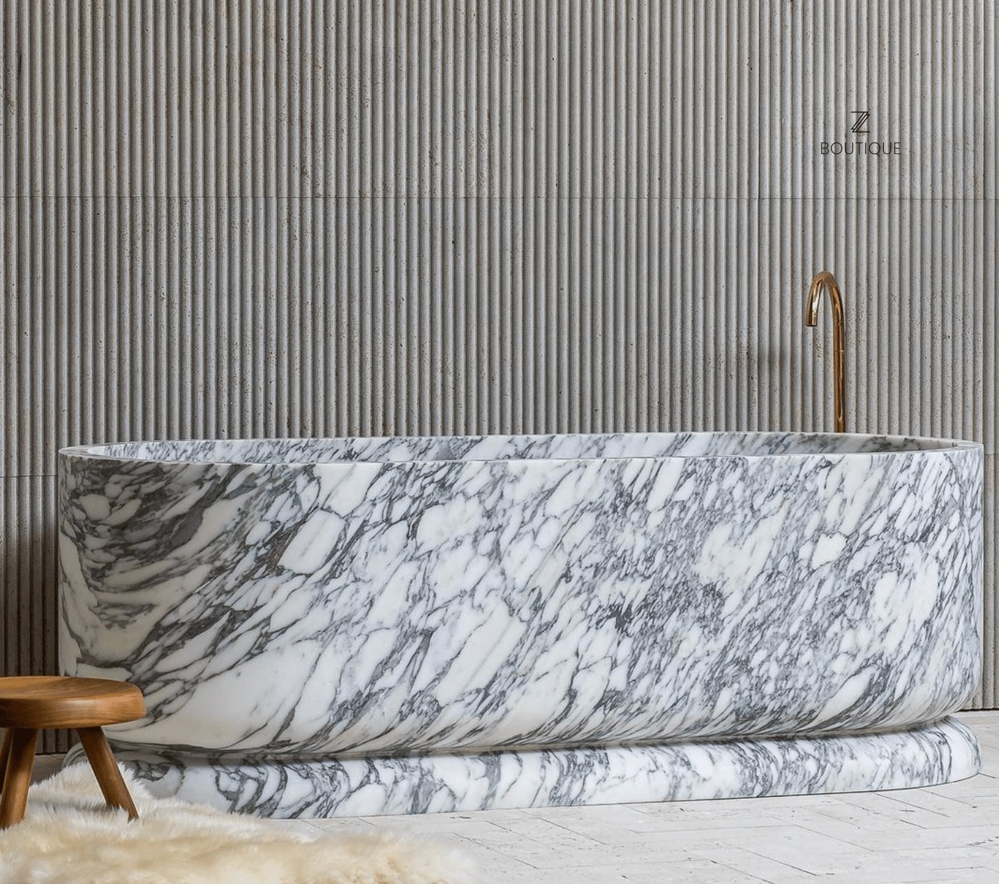 Queen Elizabeth Bathtub by Zicana Boutique