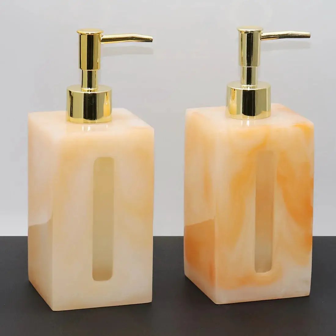 Resin Soap Dispenser, Freestanding Countertop Lotion Pump Bottle, Visible Capacity Liquid Hand Soap Dispenser, No Electricity Needed, for Bathroom, Kitchen, Laundry Room, Shampoo, Body Wash, Lotion by House Of Avana