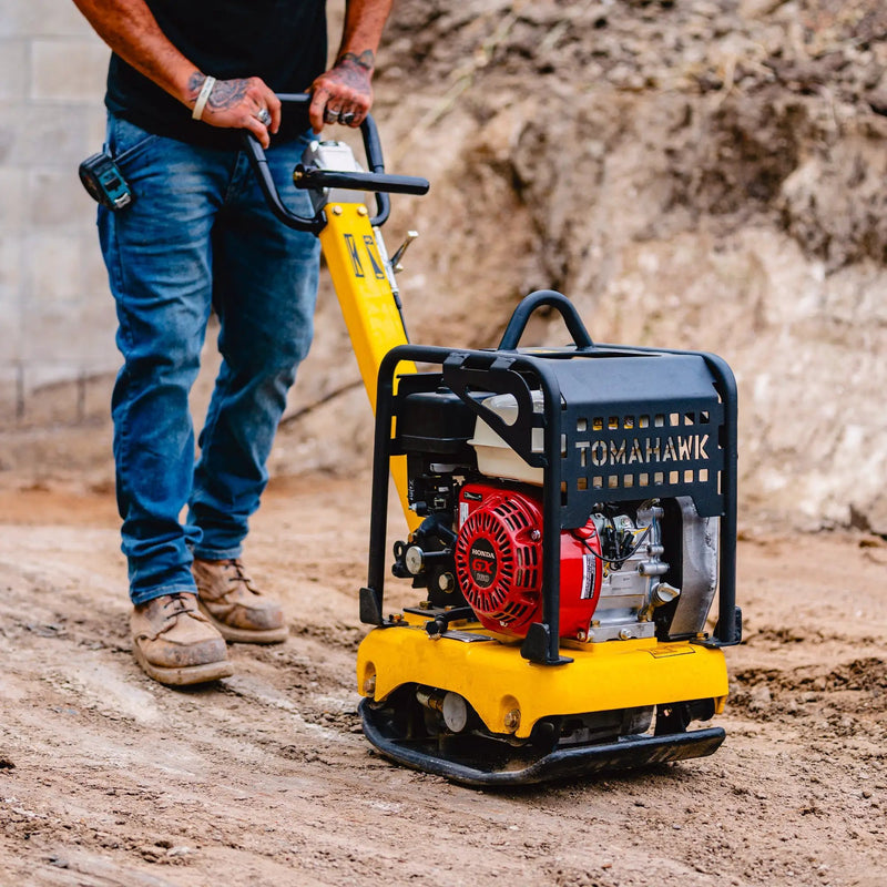 5.5 HP Honda Reverse Plate Compactor 19x14 Plate for Asphalt, Aggregate, Cohesive Soil Compaction by Tomahawk Power