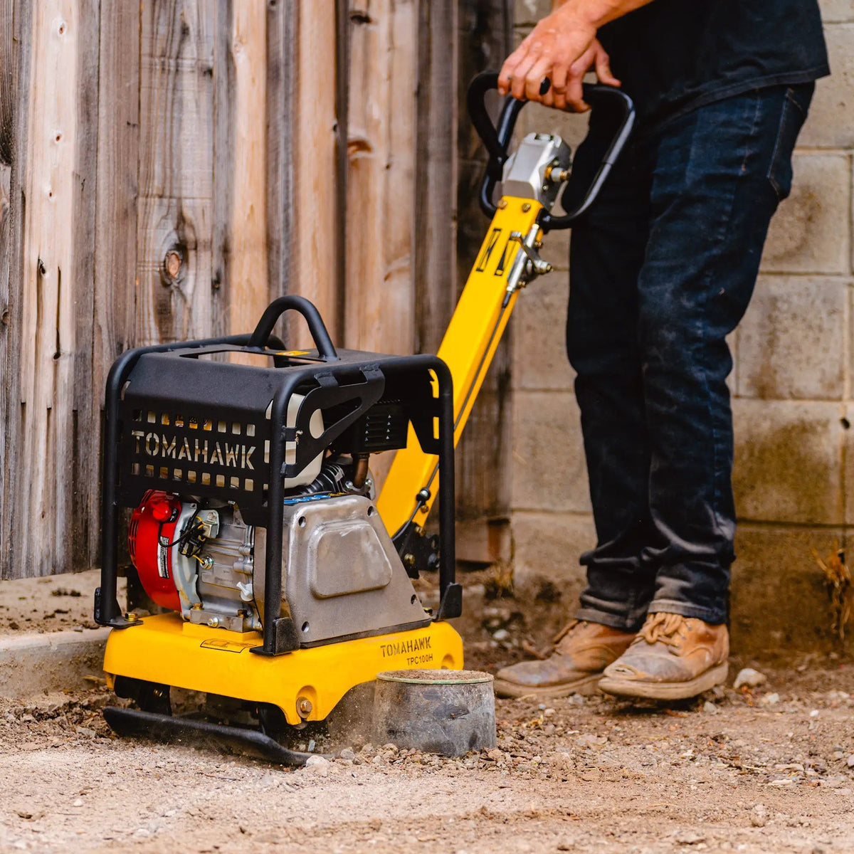5.5 HP Honda Reverse Plate Compactor 19x14 Plate for Asphalt, Aggregate, Cohesive Soil Compaction, installed in a room 2
