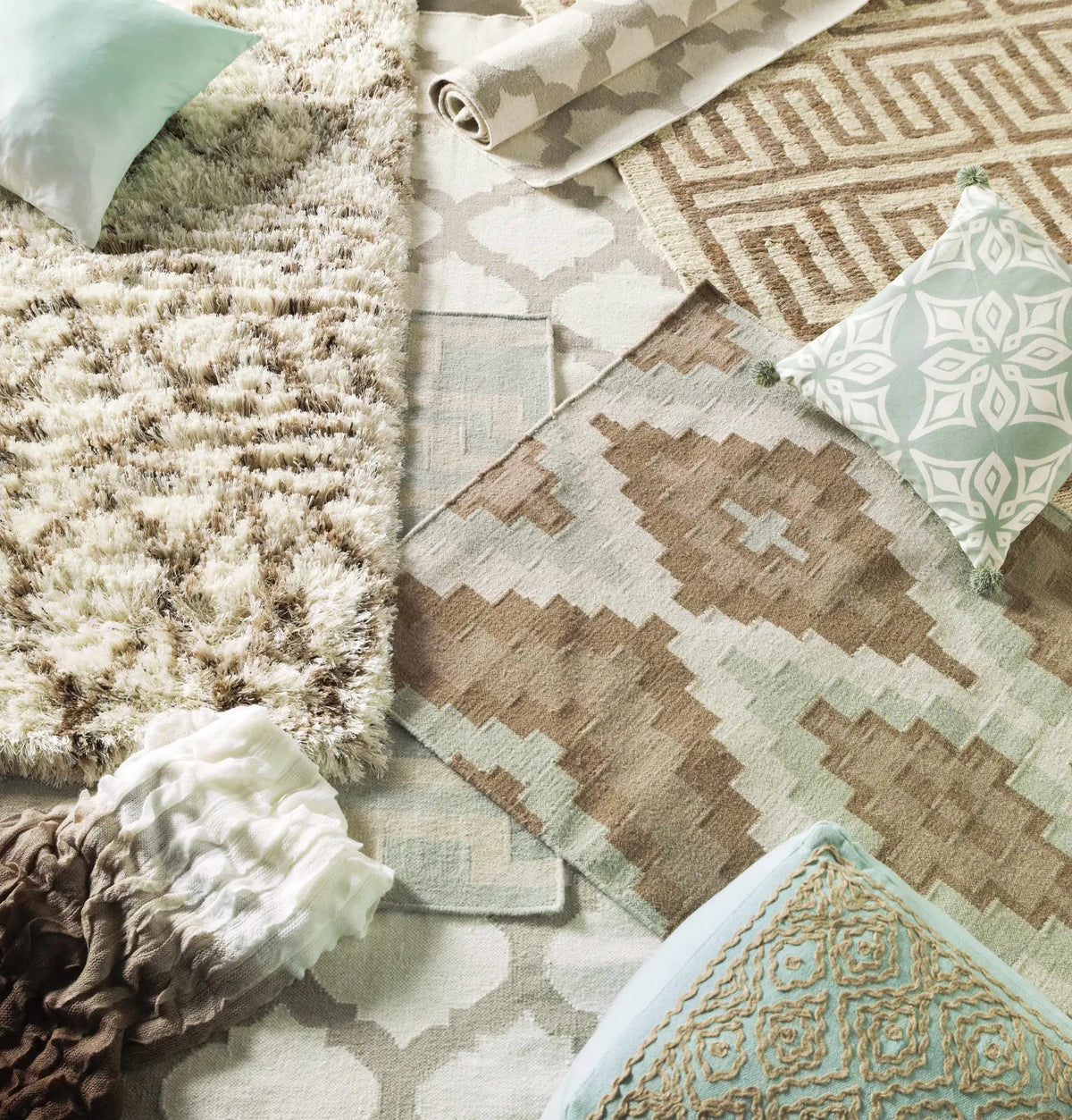 Banks Ivory/Gray Trellis Wool Rug - Clearance, photo 4 of 10