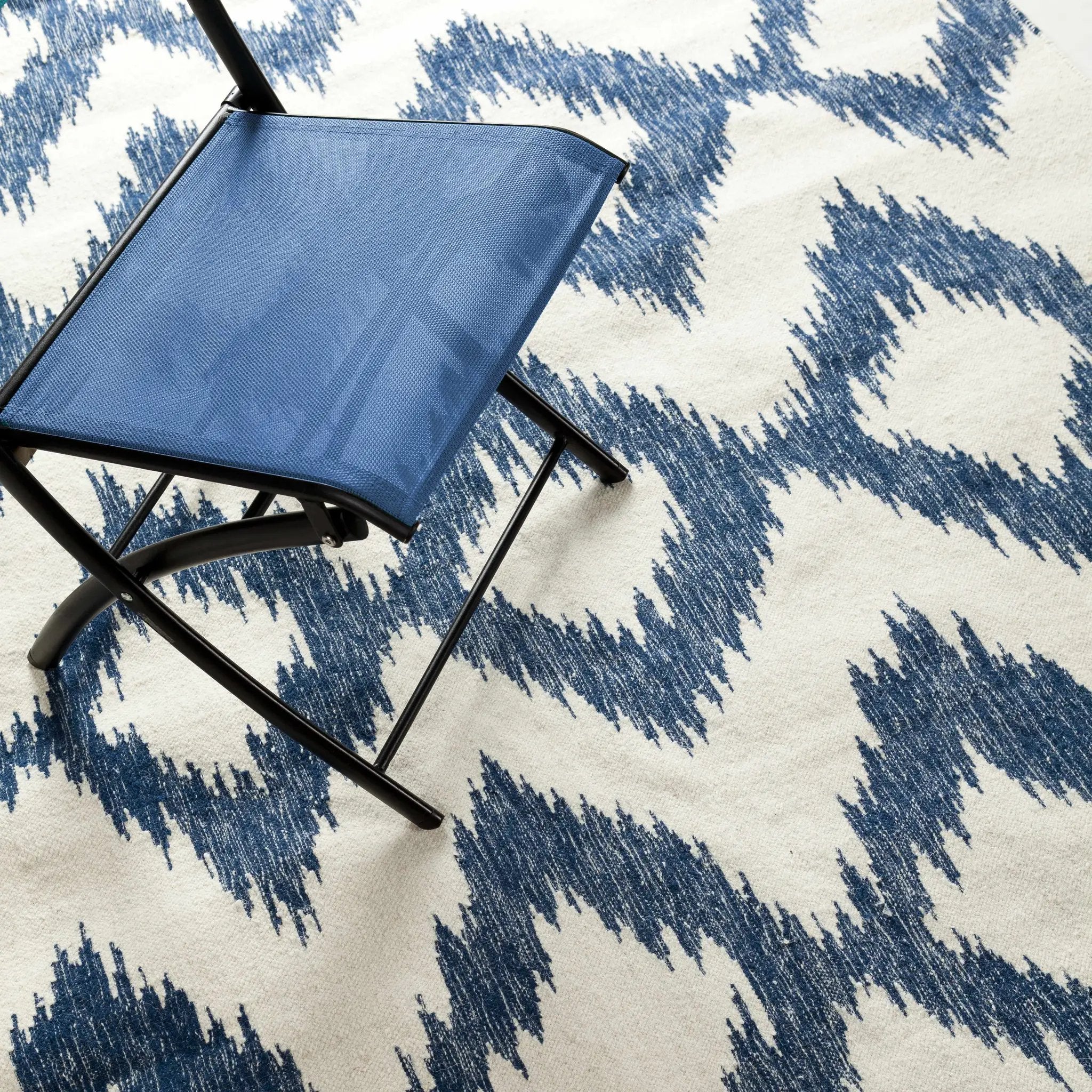 Oradell Blue Ikat Wool Rug - Clearance by Boutique Rugs