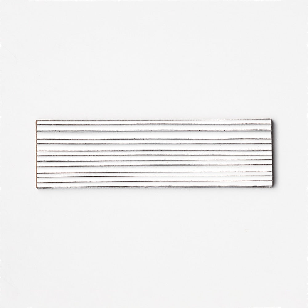 Royal White Legato Glo 2 1/4x7 7/8x3/8 Thin Brick Glossy 4x8 Accent Tiles