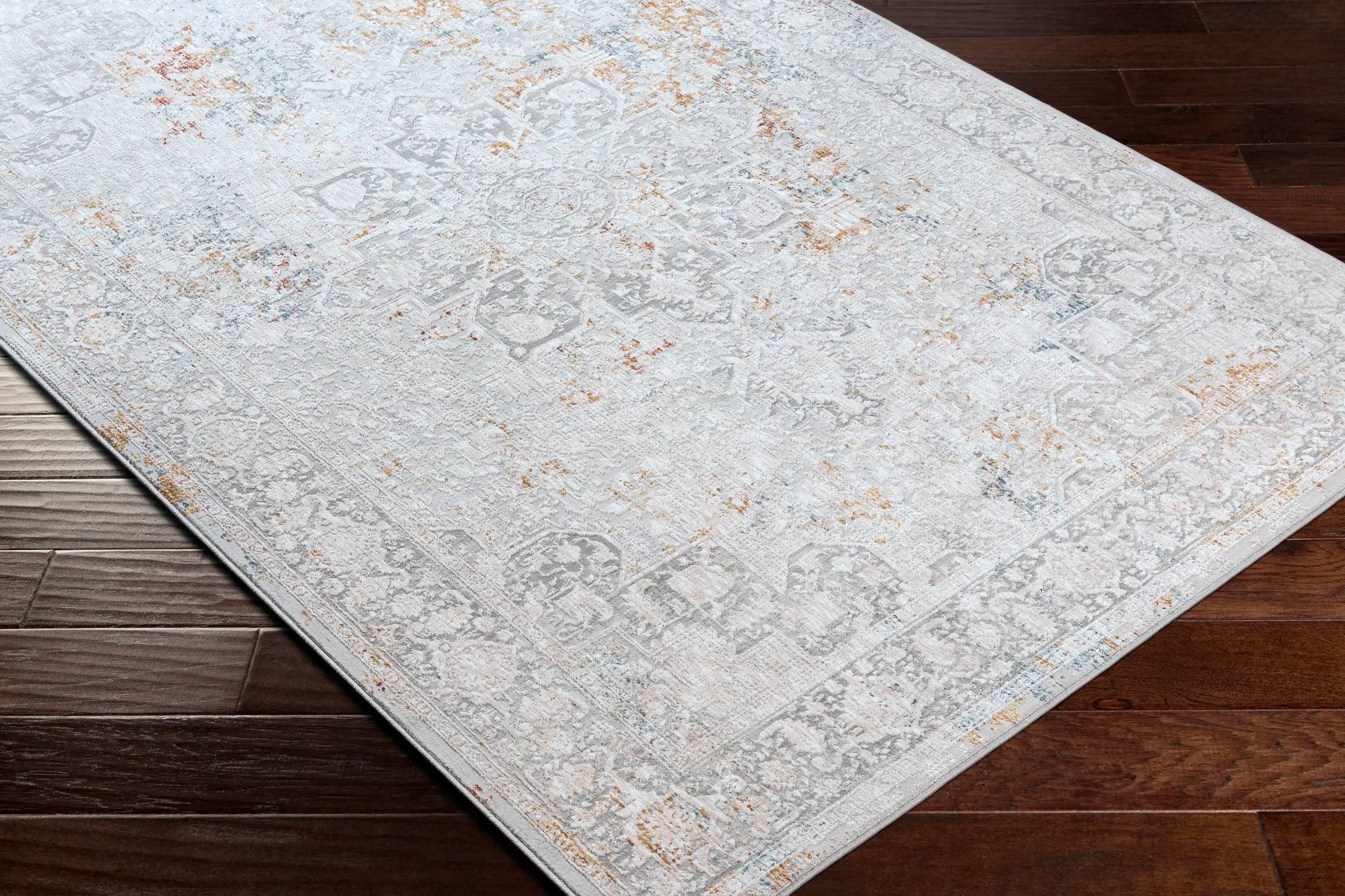 Eley Traditional Area Rug - Clearance by Boutique Rugs