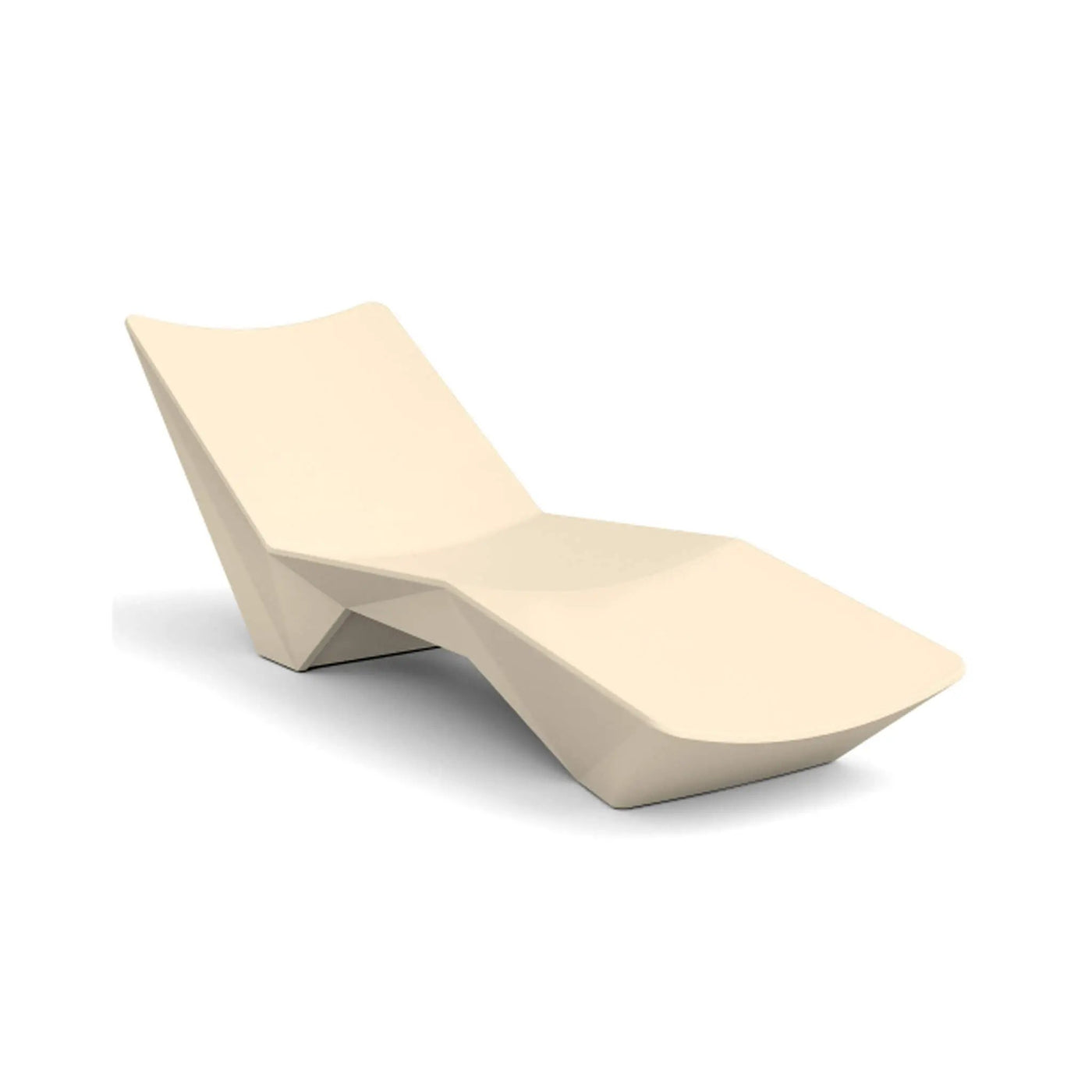 S-Shaped Outdoor Natural Arc Pool Lounger (SAK82405) by SAKSBY WHOLESALE