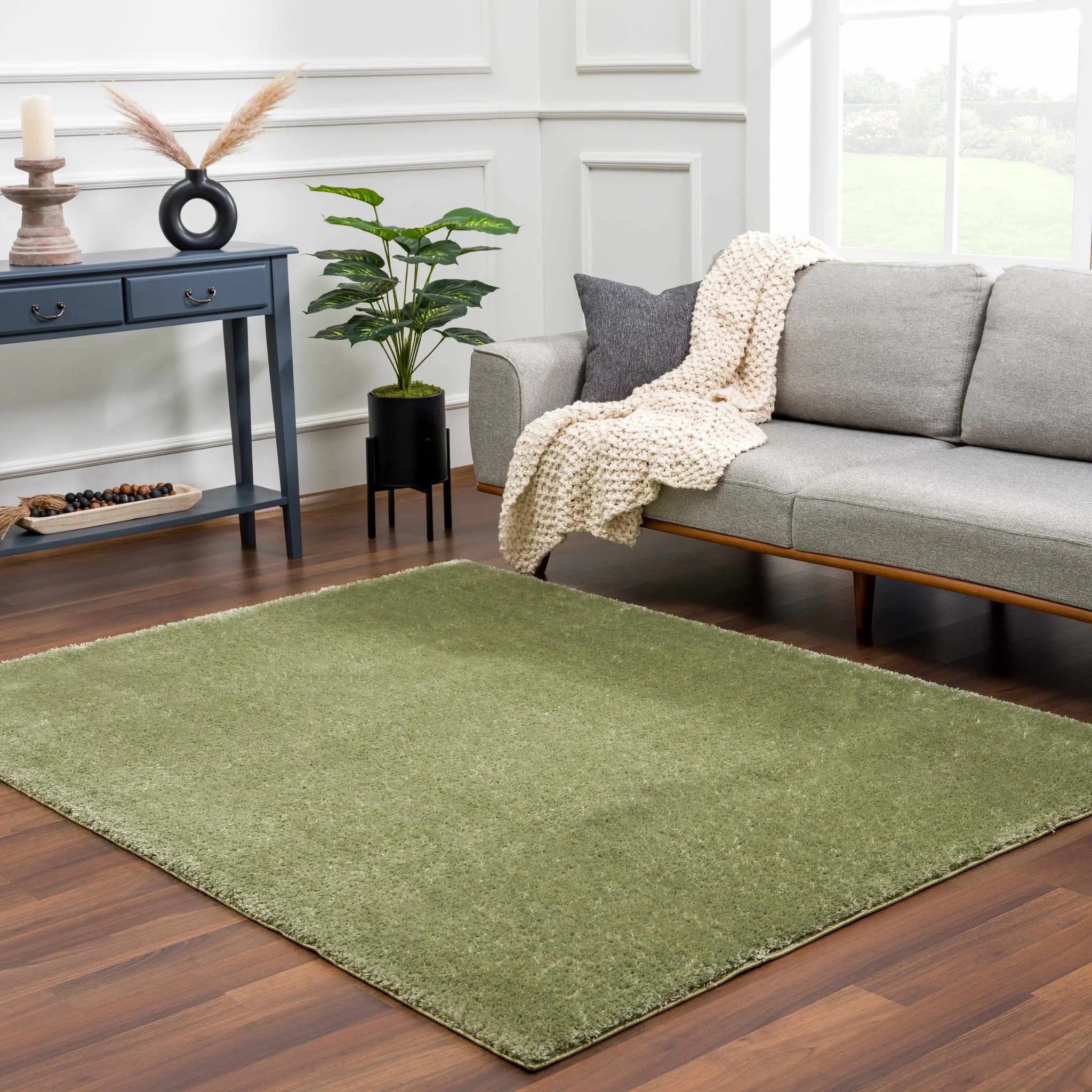 Heavenly Solid Green Plush Rug - Clearance by Boutique Rugs