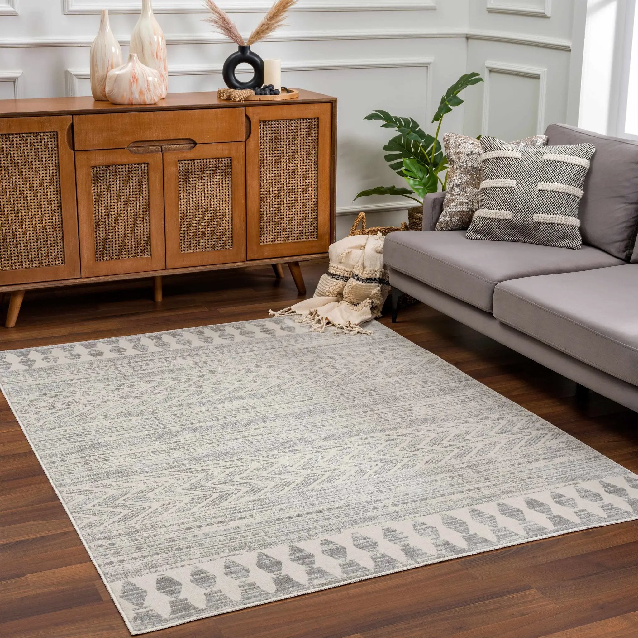 Chinnor Area Rug - Clearance by Boutique Rugs
