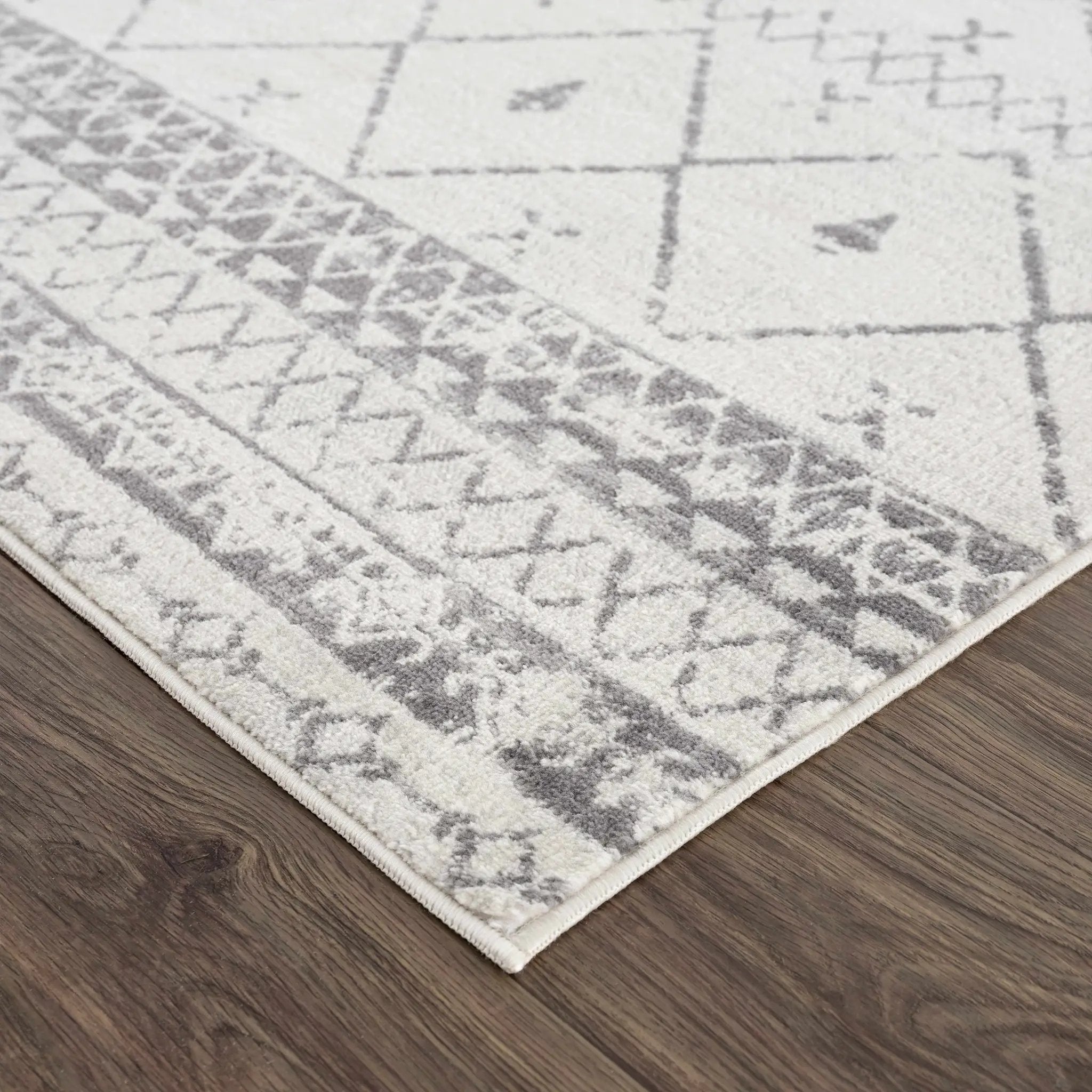 Newville Moroccan Trellis Rug - Clearance by Boutique Rugs