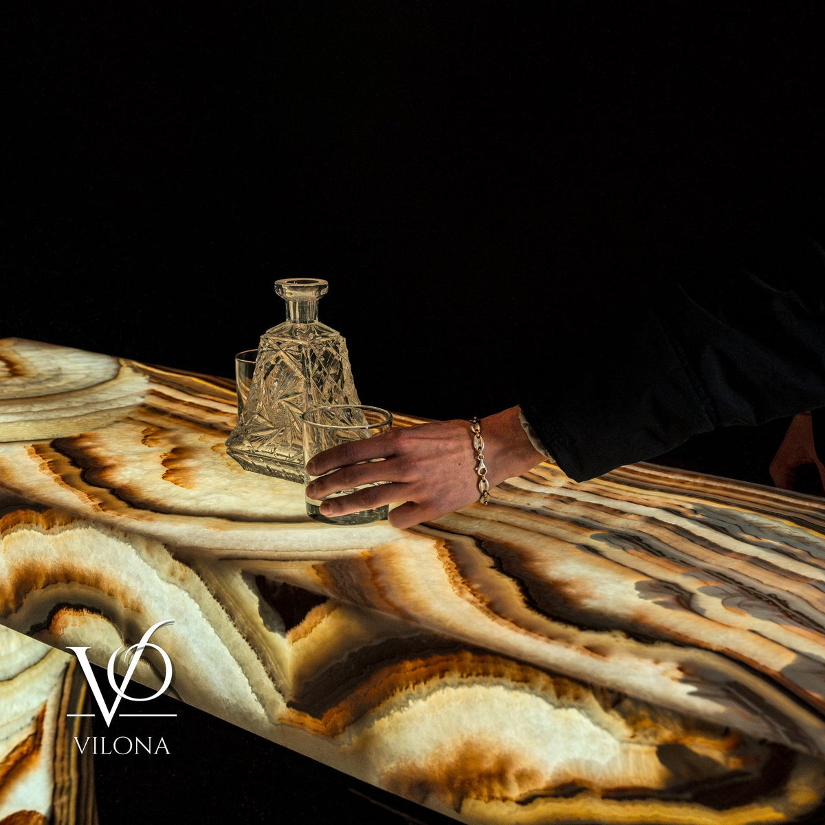 Sahara Onyx Table (Collectors Grade), photo 4 of 15