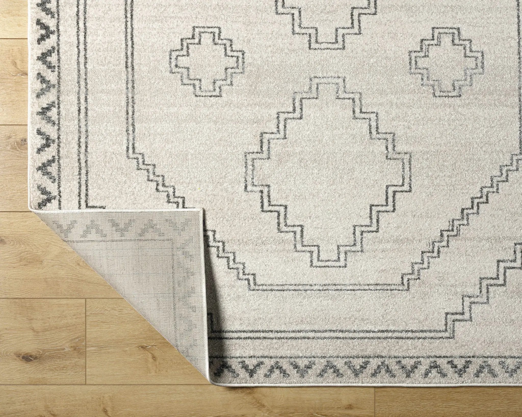 Naomh Area Rug - Clearance by Boutique Rugs