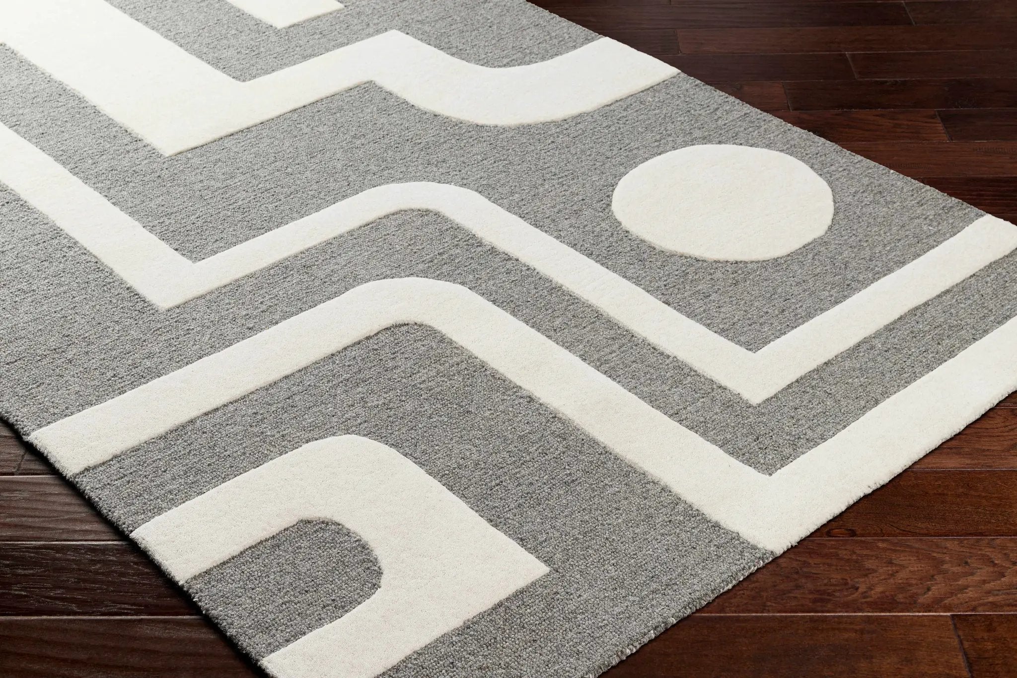 Suni Area Rug - Clearance by Boutique Rugs