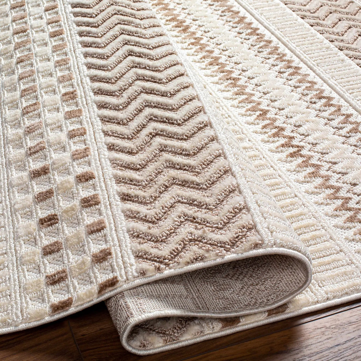 Eiko Beige Textured Saxony Rug with Fringes - Clearance, photo 5 of 8