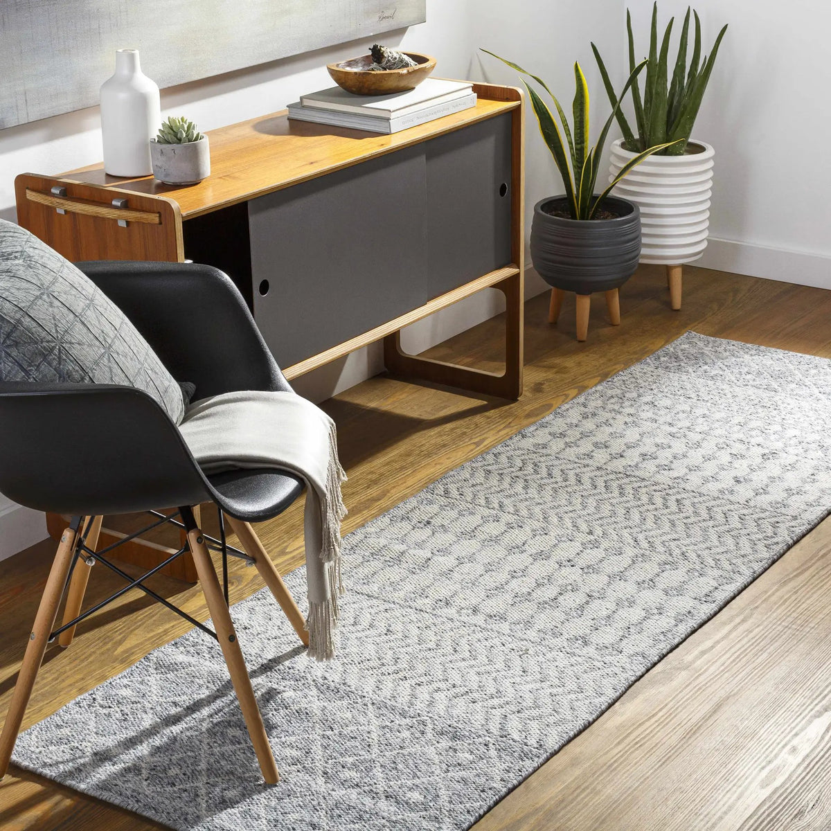 Seafield Rug - Clearance, installed in a room 2