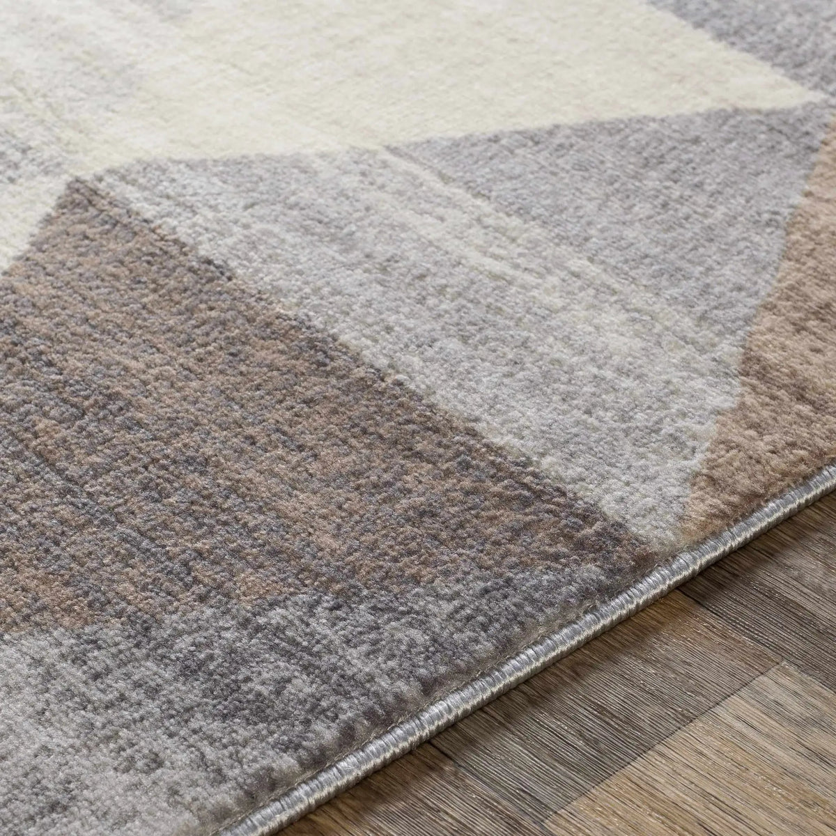 Sells Gray&Brown Triangles Area Carpet, photo 6 of 8