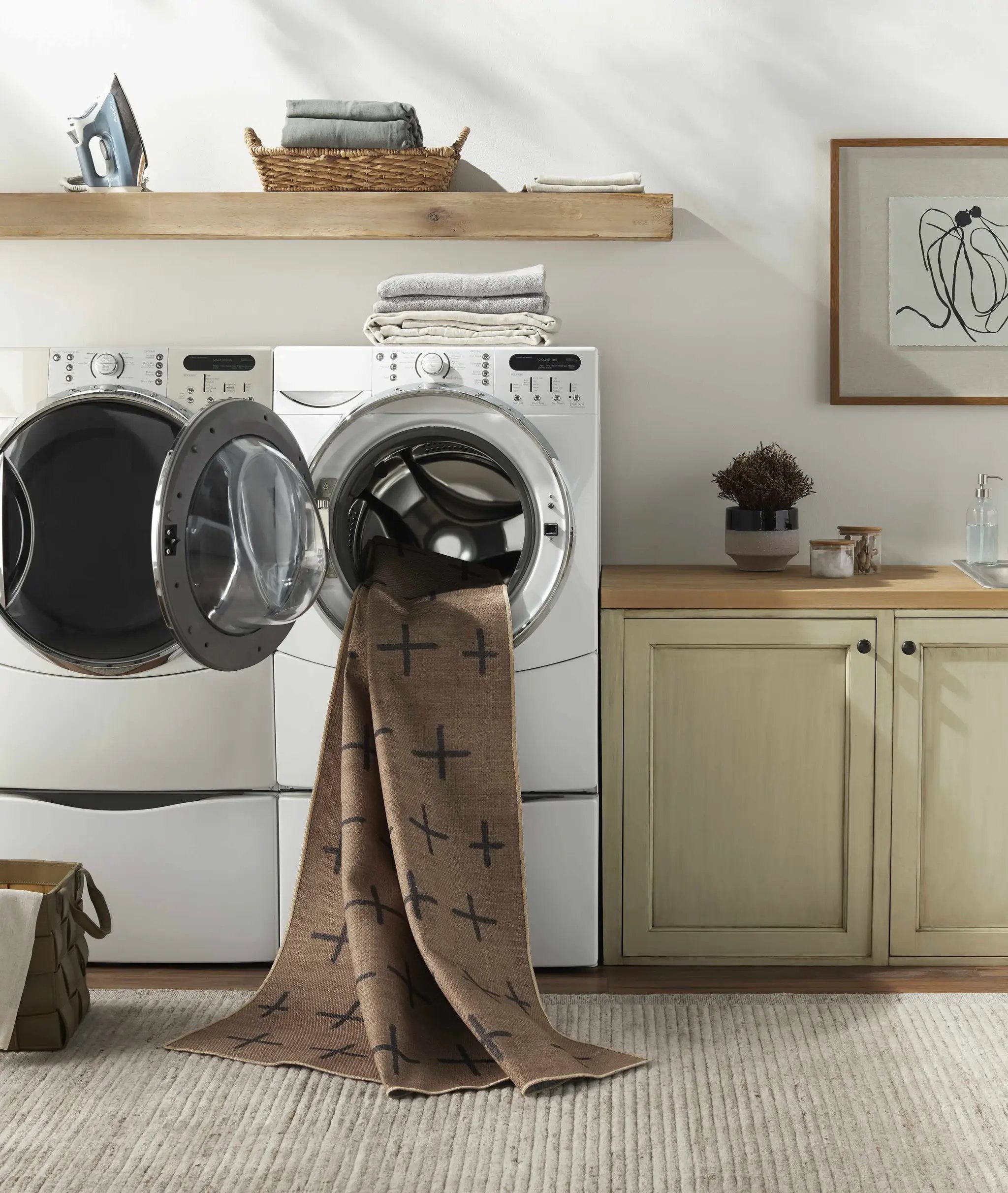 Haimi Black Washable Jutely Rug - Clearance by Boutique Rugs