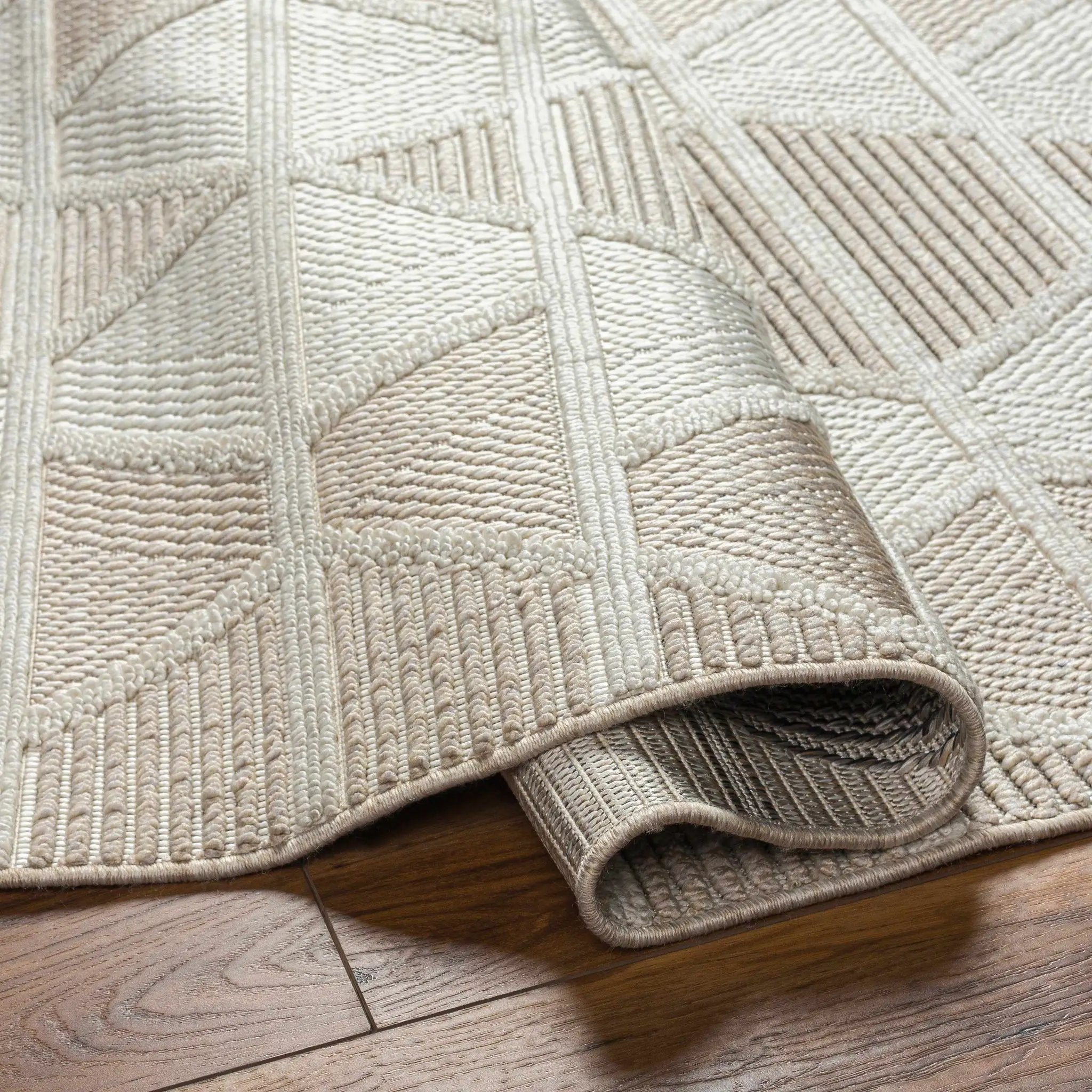 Tova Area Rug - Clearance by Boutique Rugs