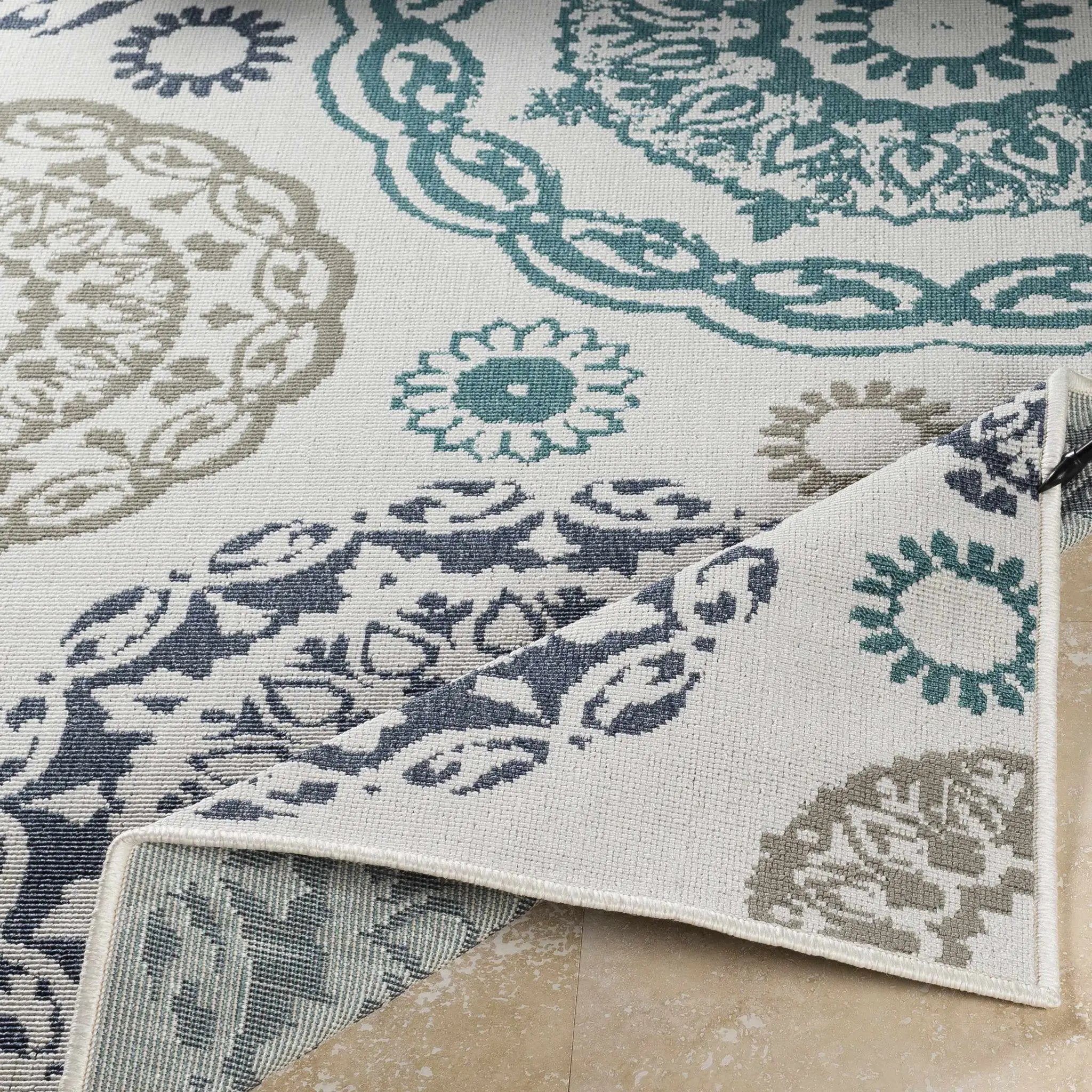 Shonkin Outdoor Area Rug - Clearance by Boutique Rugs