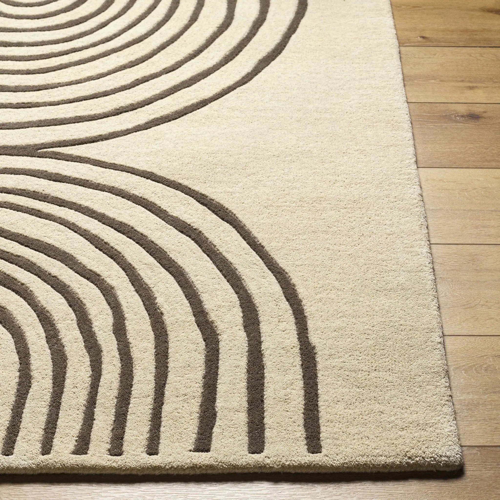 Fuat Beige Area Rug - Clearance by Boutique Rugs