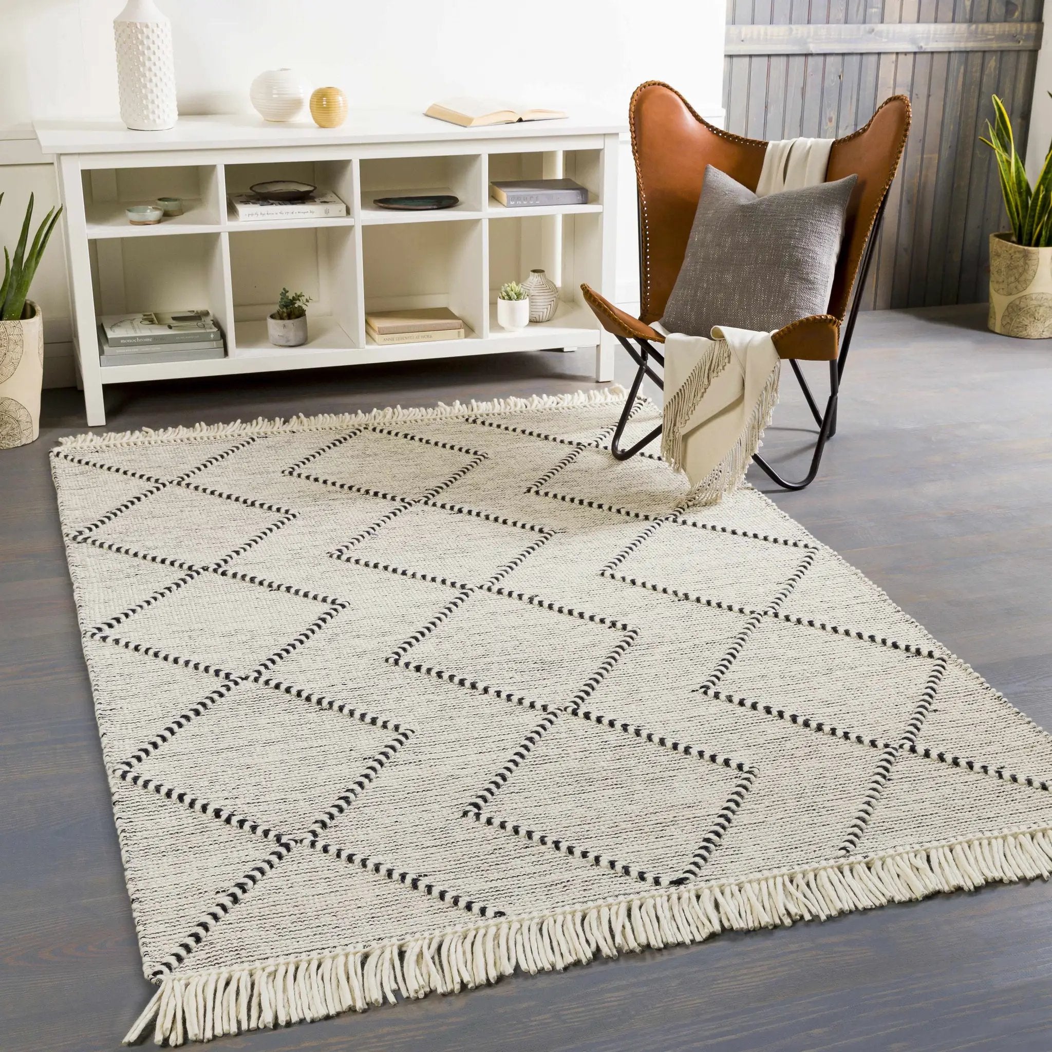 Siguinon Area Rug - Clearance by Boutique Rugs