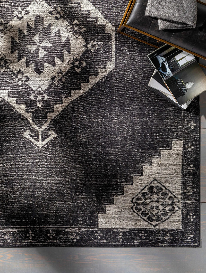 Siraway Handmade Wool Area Rug - Clearance by Boutique Rugs