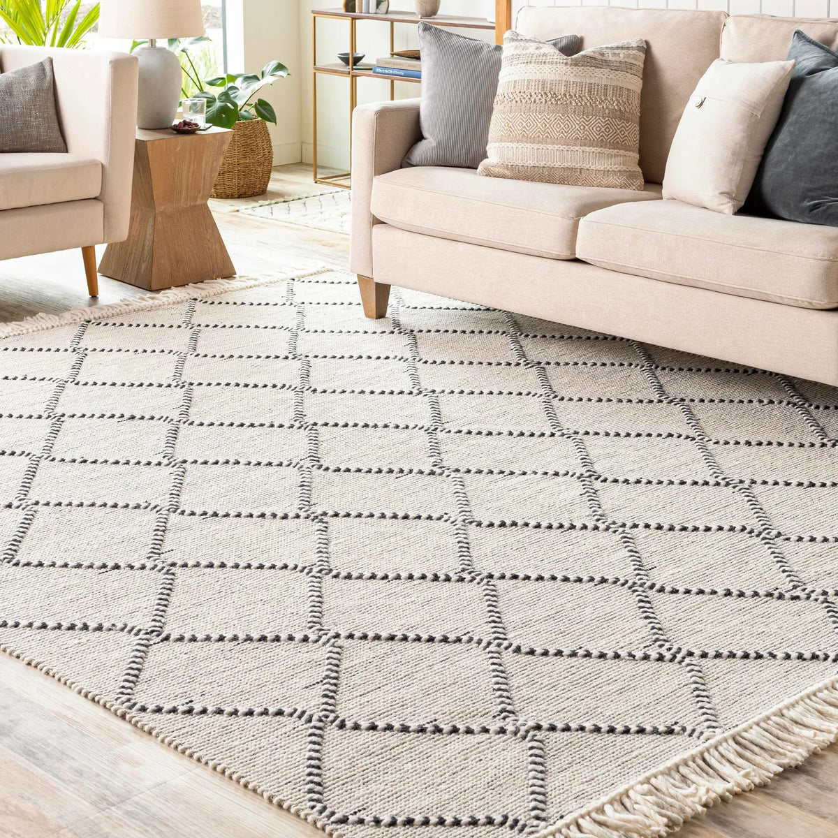 Siyabuswa Area Rug - Clearance, installed in a room 2