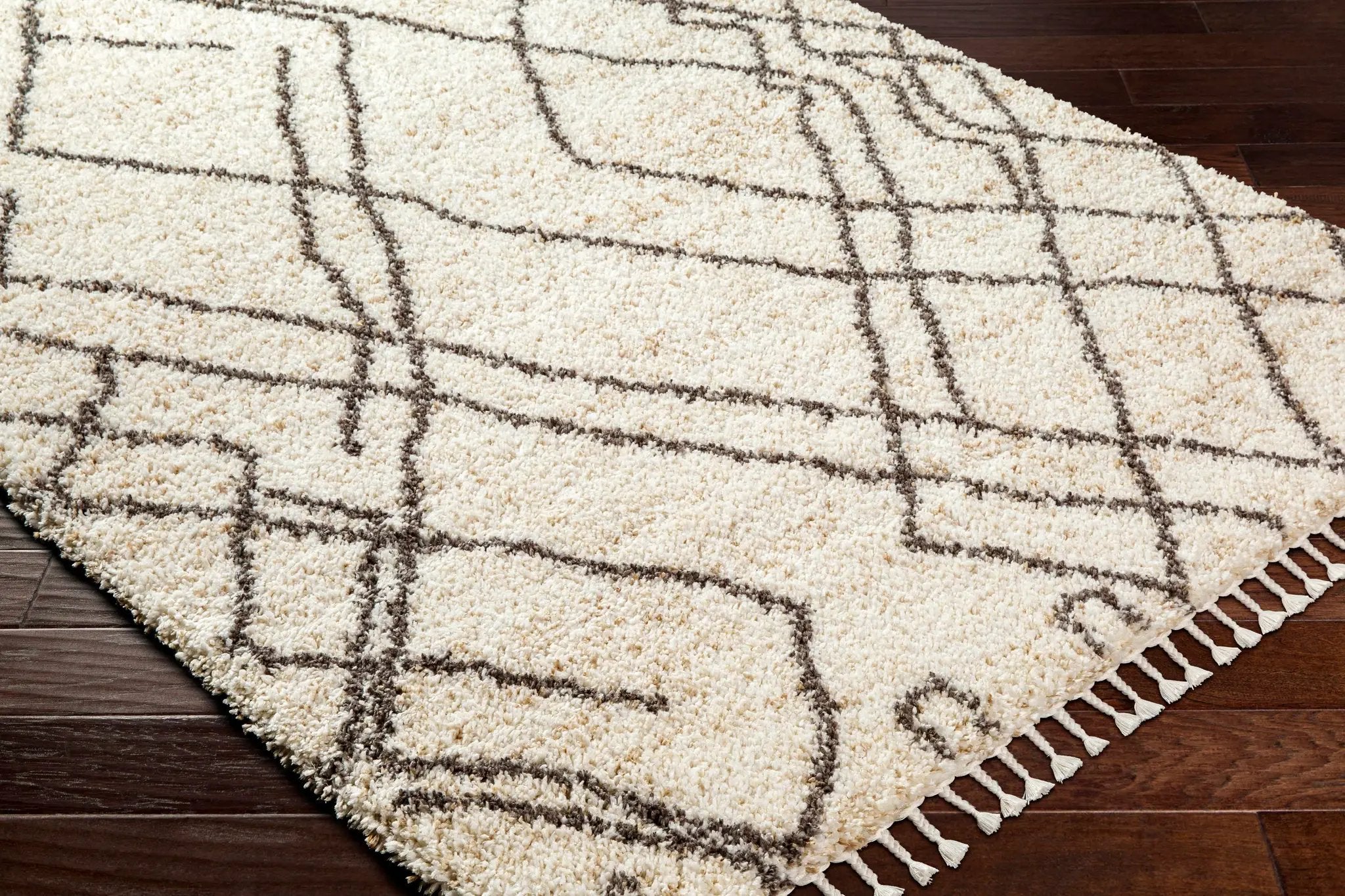 Hersz Cream Area Rug - Clearance by Boutique Rugs