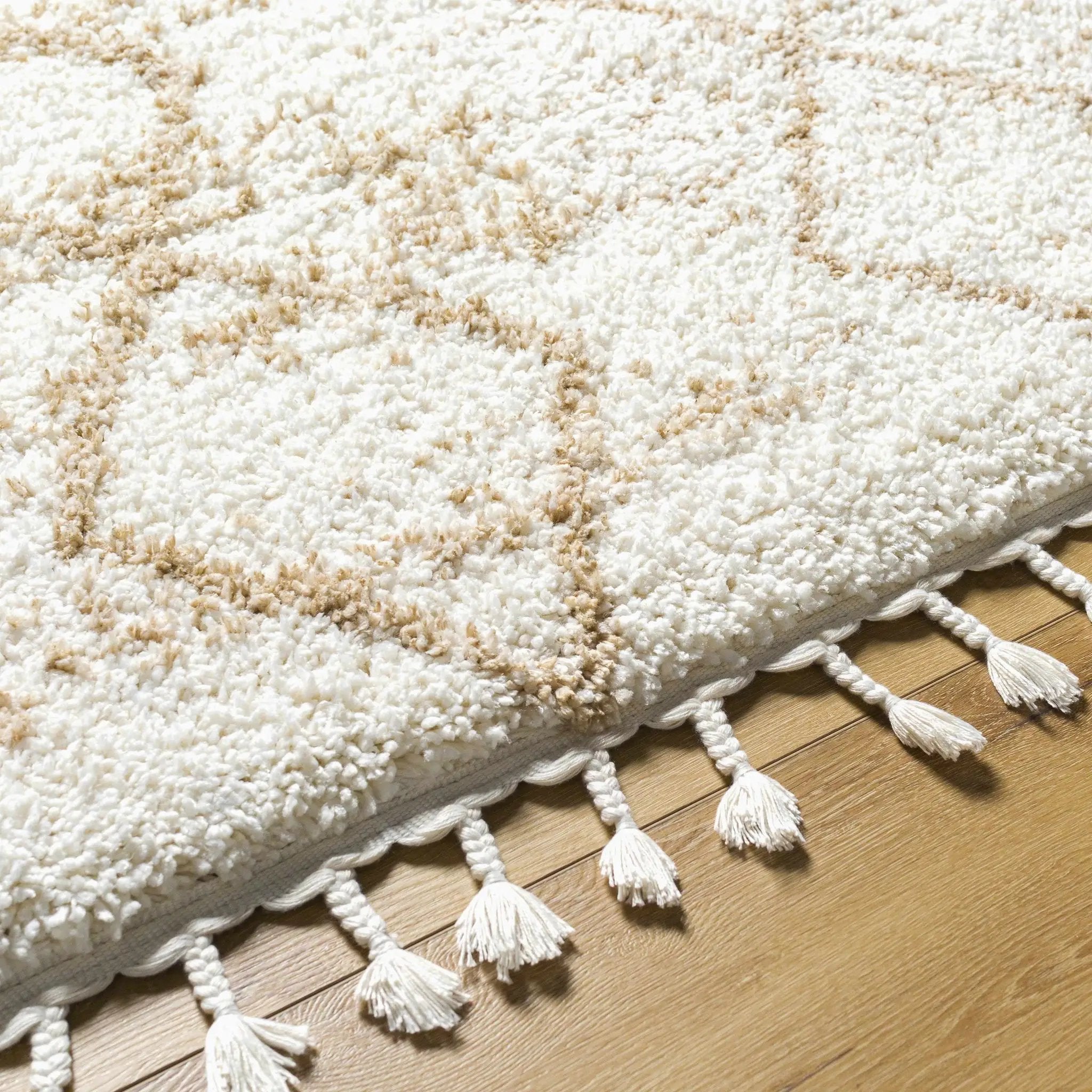 Ishan Cream Area Rug - Clearance by Boutique Rugs