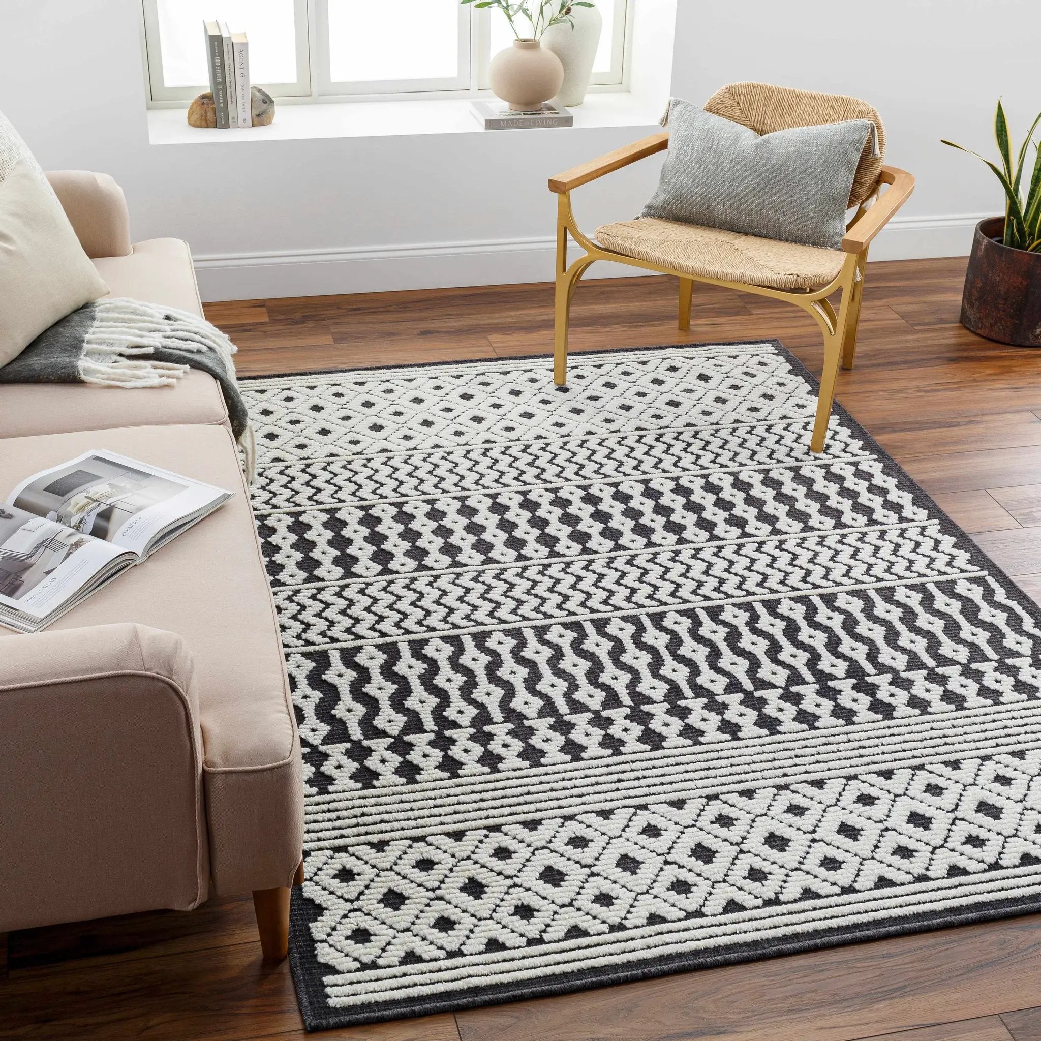 Drago Black Trellis Washable Rug - Clearance by Boutique Rugs
